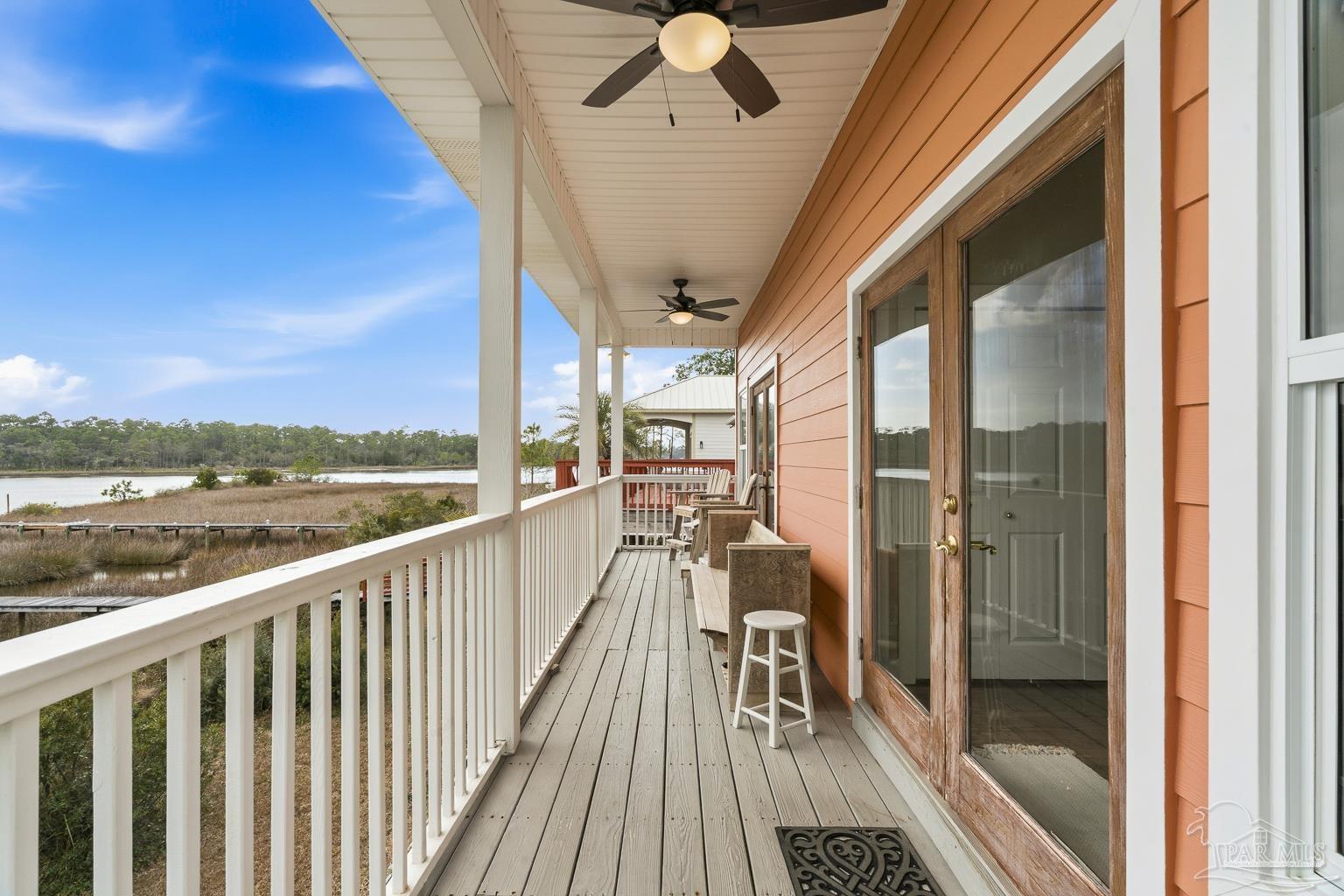 2568 Gulf Breeze Avenue Pensacola FL 32507