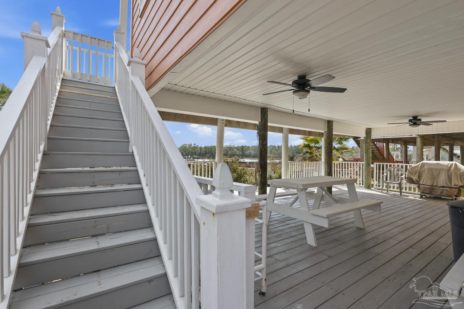 2568 Gulf Breeze Avenue Pensacola FL 32507