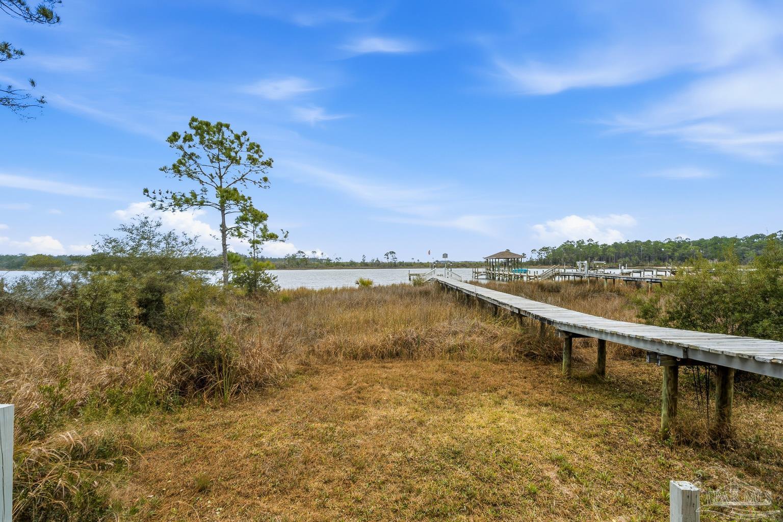 2568 Gulf Breeze Avenue Pensacola FL 32507