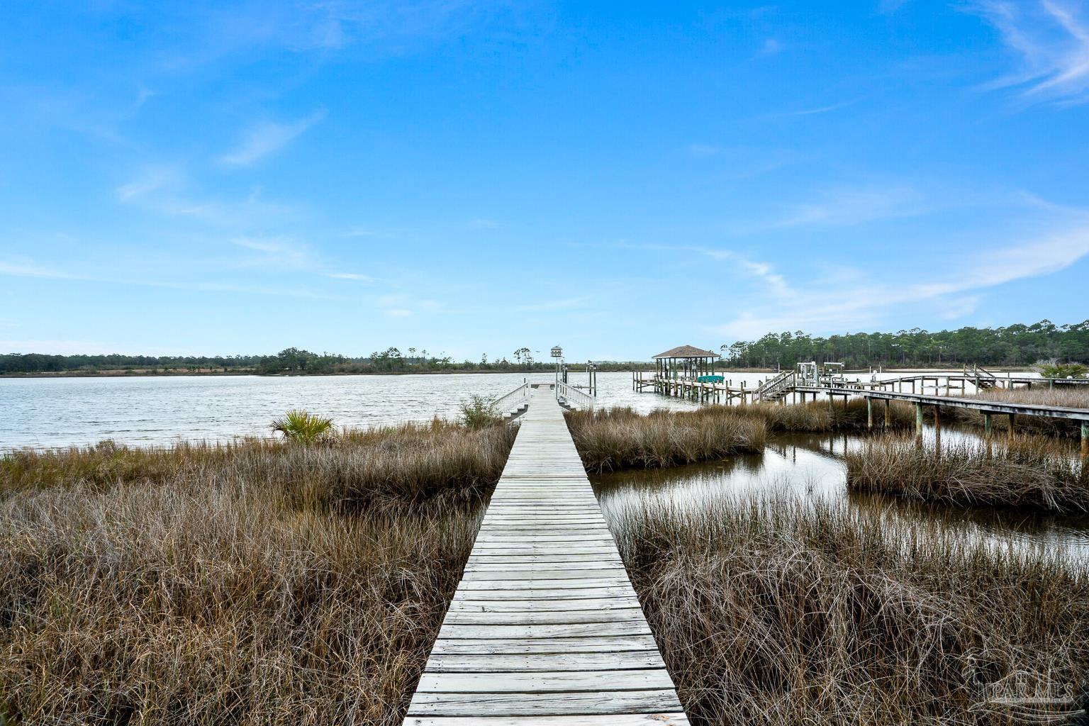 2568 Gulf Breeze Avenue Pensacola FL 32507
