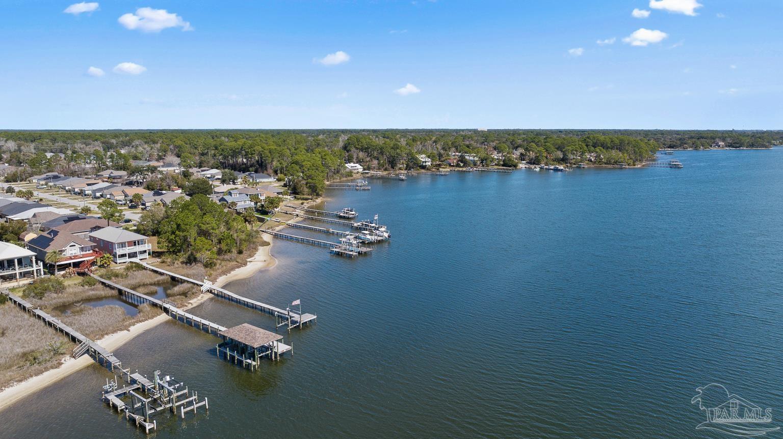 2568 Gulf Breeze Avenue Pensacola FL 32507