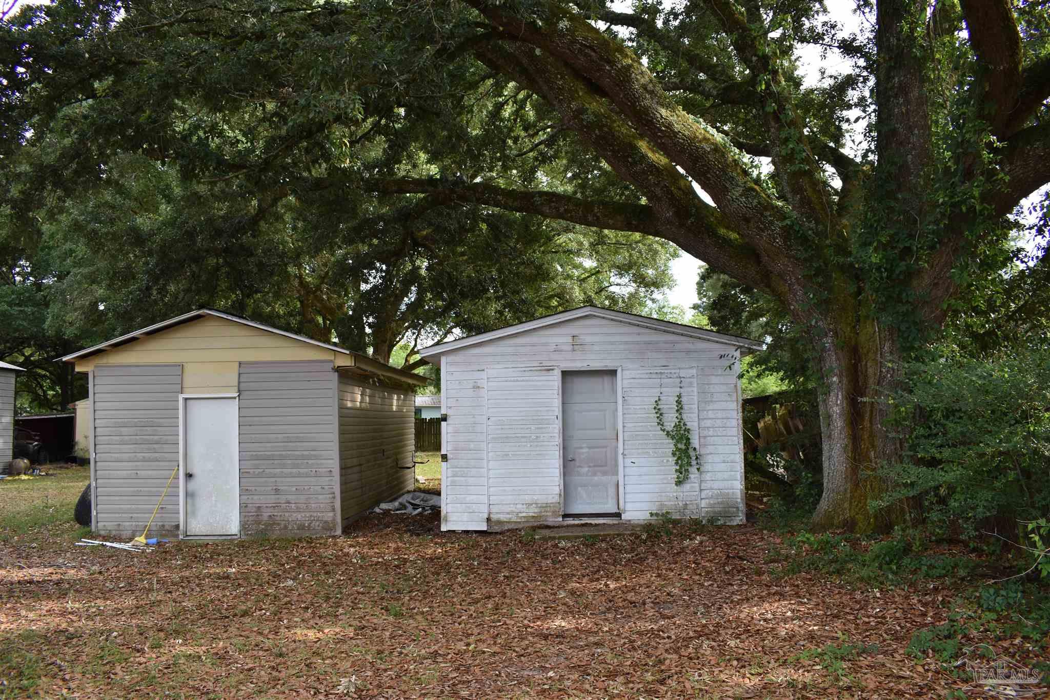 4487 Nora Avenue Pace FL 32571