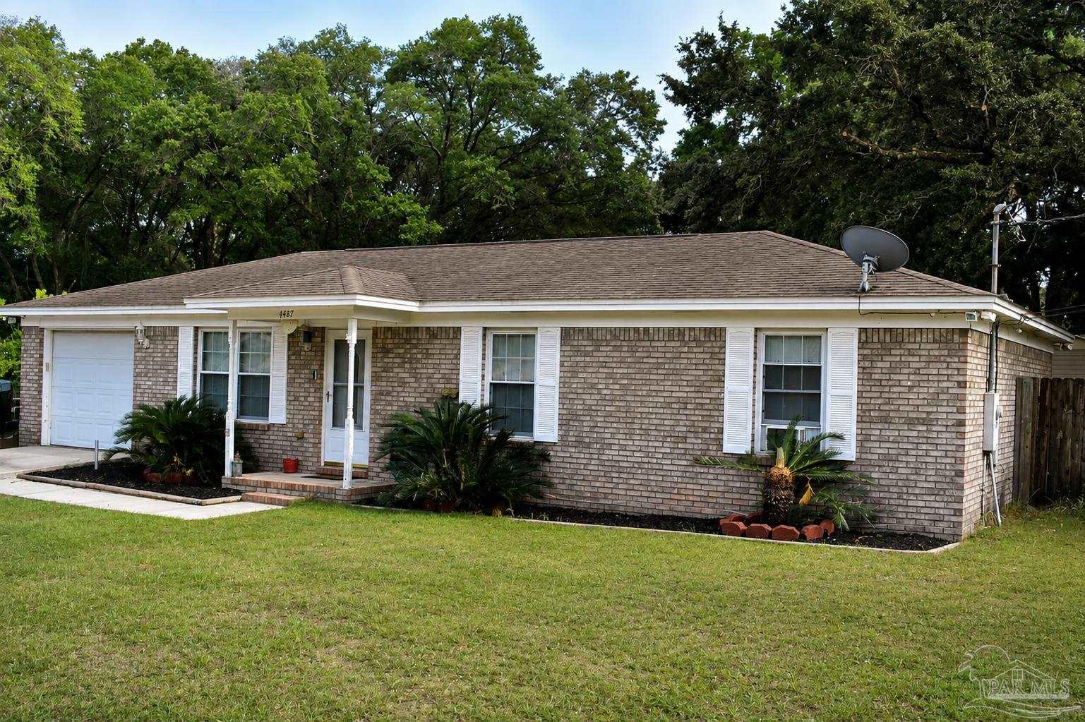 4487 Nora Avenue Pace FL 32571