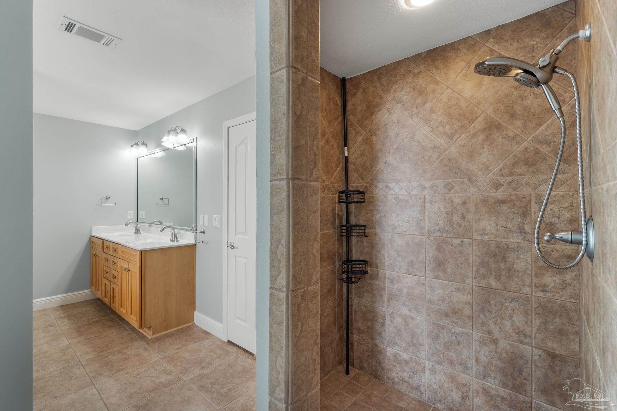 2704 Creeks Edge Lane Navarre FL 32566