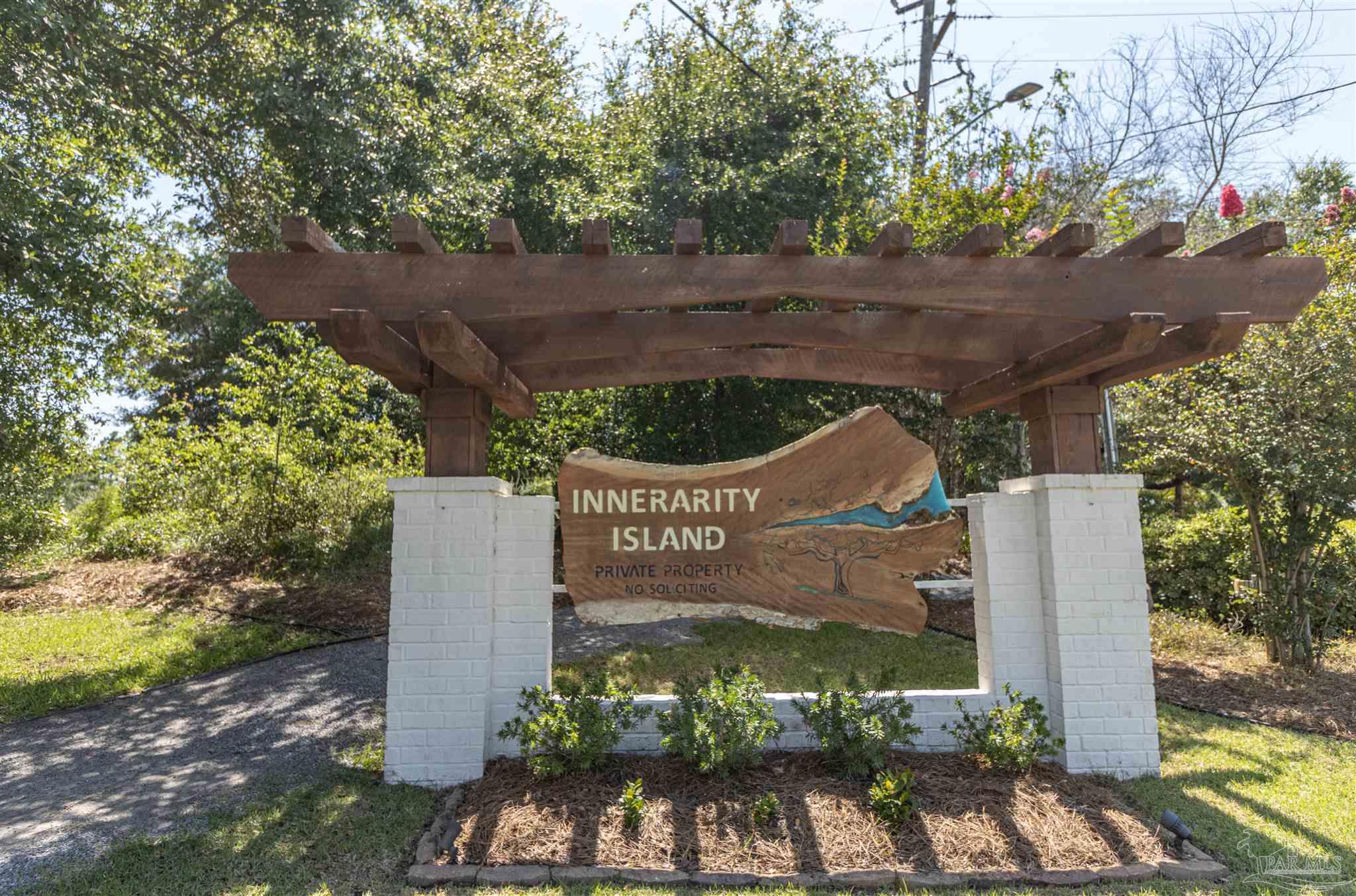 5309 N Shore Drive Pensacola FL 32507