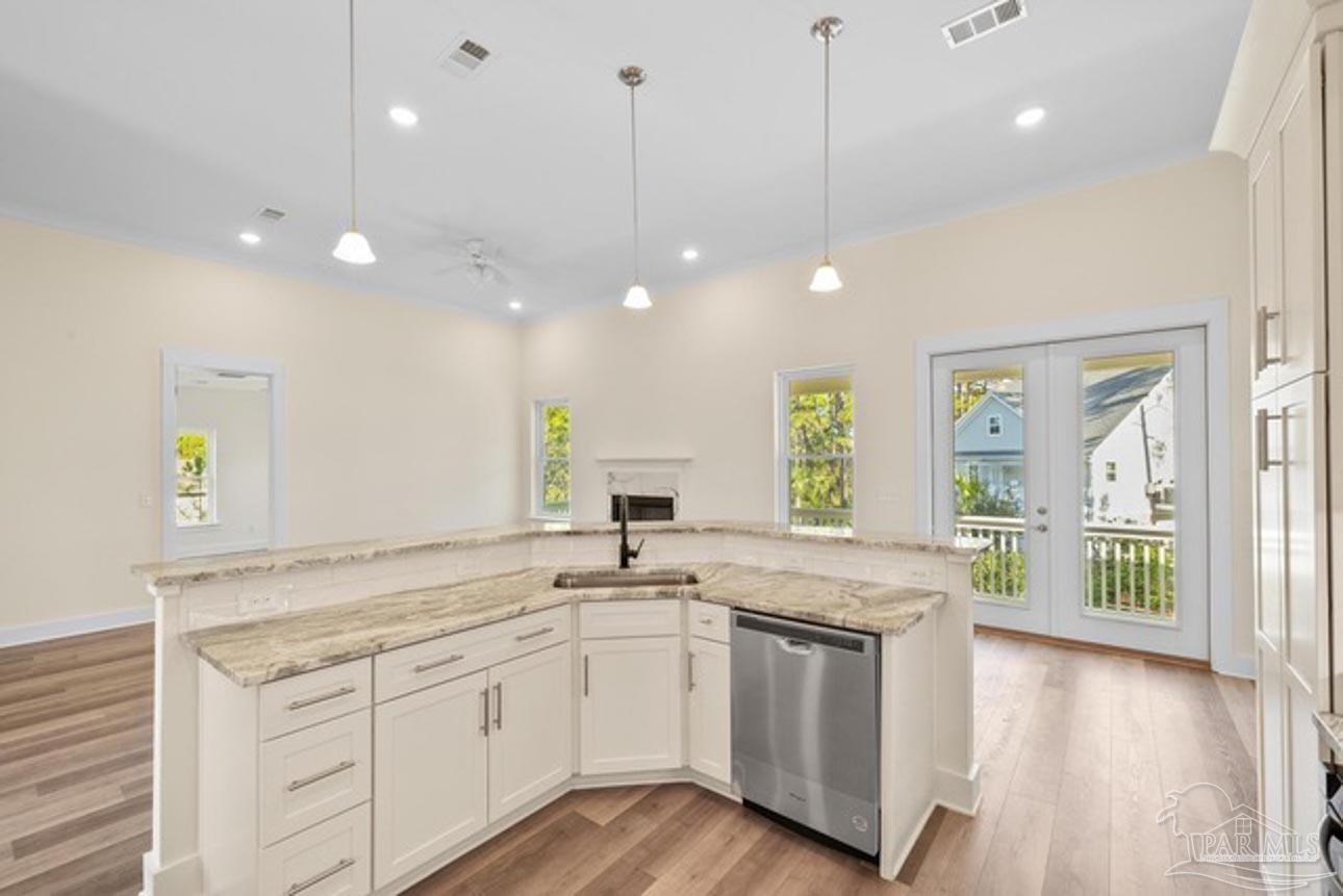 5309 N Shore Drive Pensacola FL 32507
