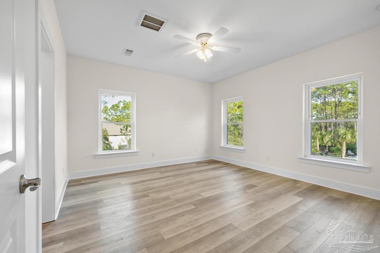 5309 N Shore Drive Pensacola FL 32507