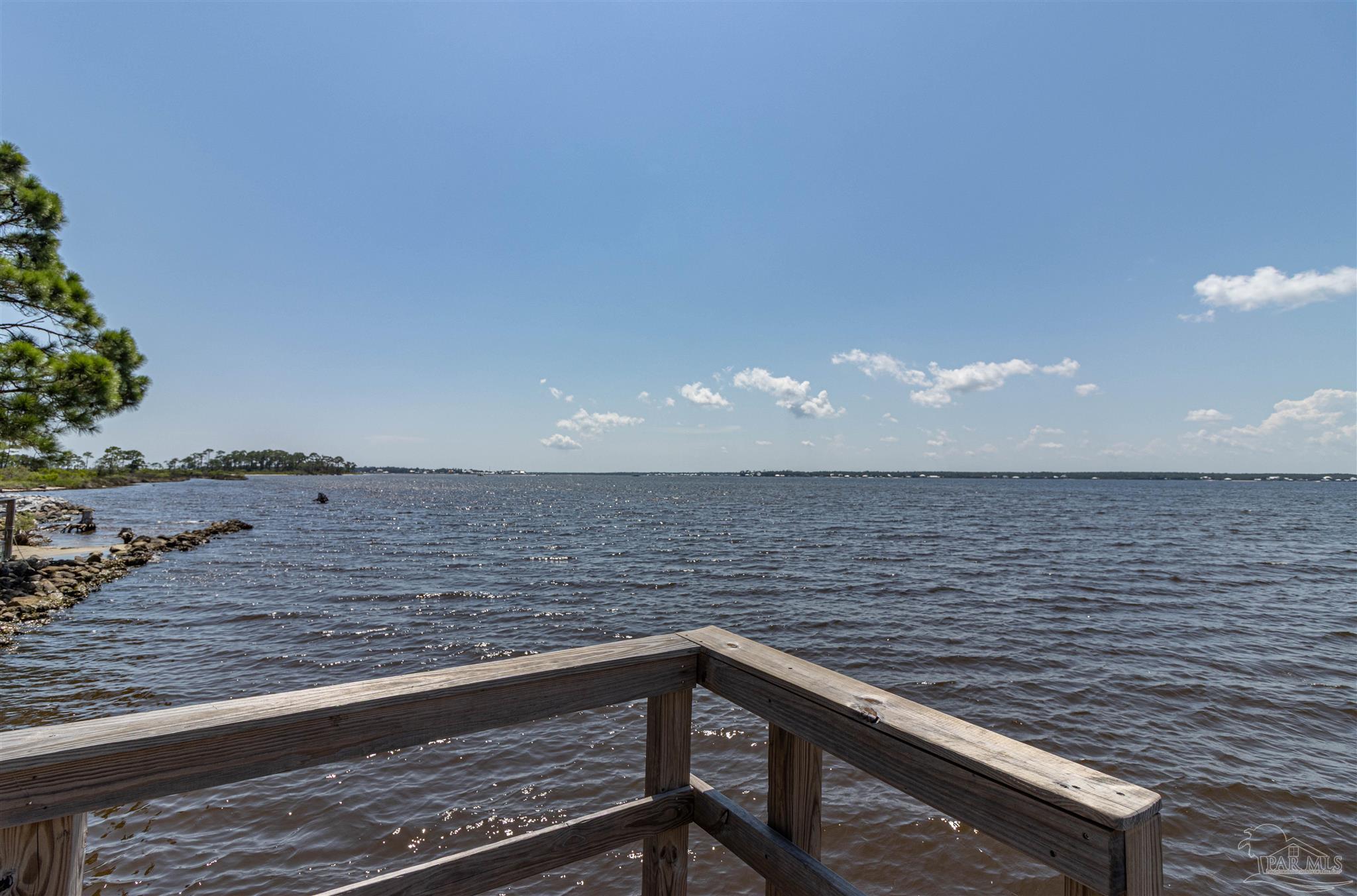 5309 N Shore Drive Pensacola FL 32507