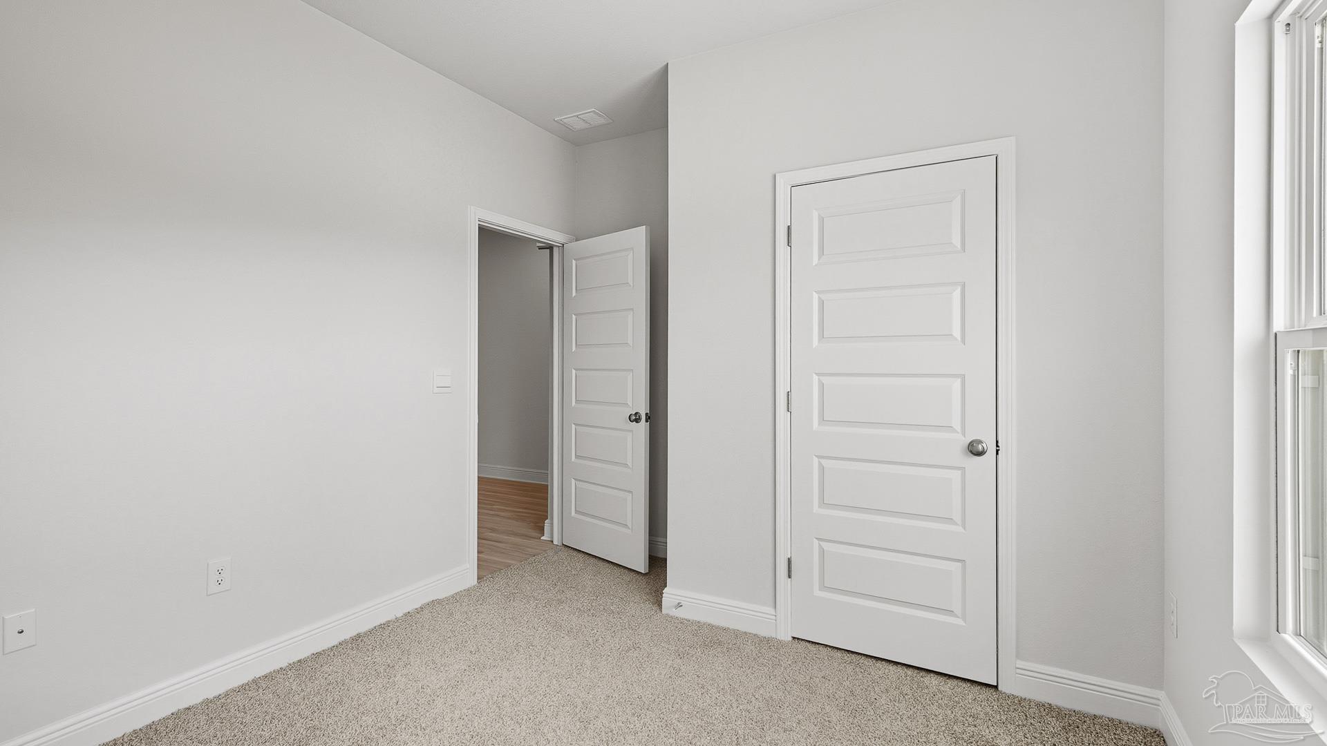 2042 Wiregrass Street Navarre FL 32566
