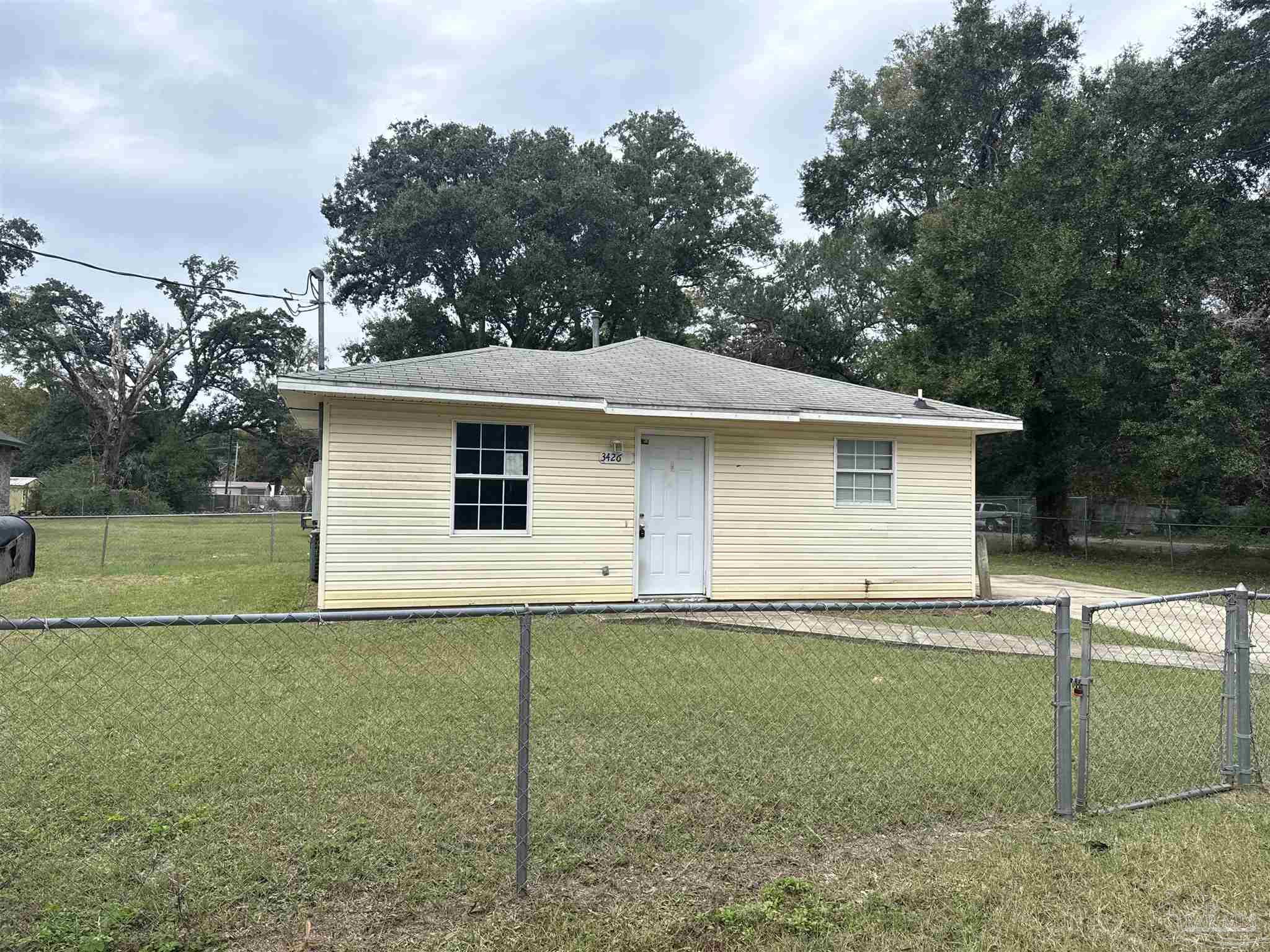 3426 1/2 Luke Street Pensacola FL 32505