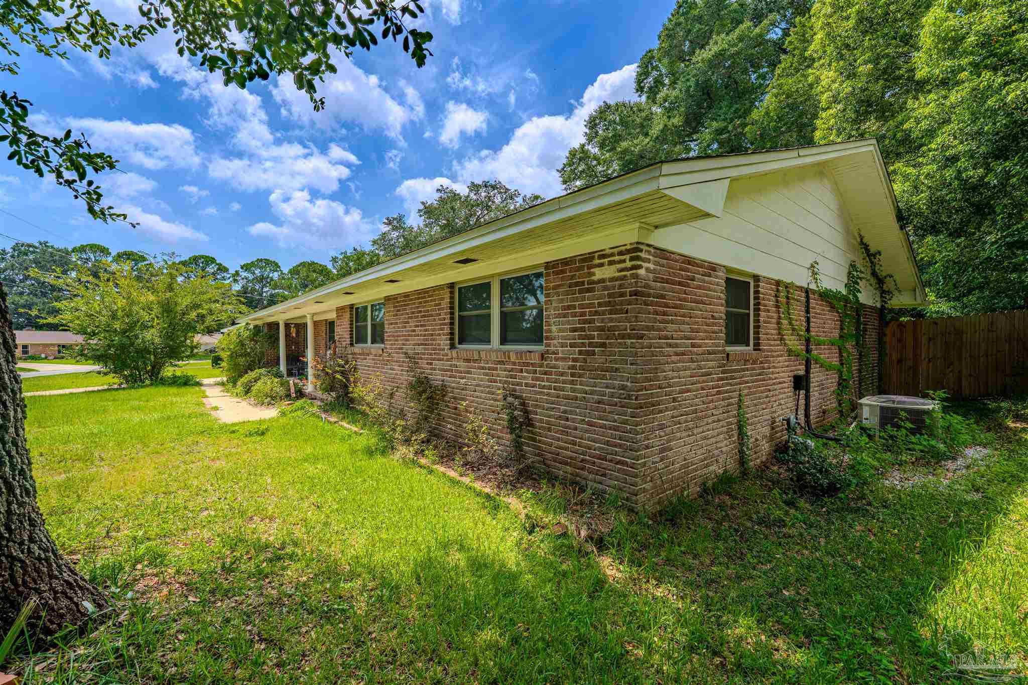 4996 Prieto Drive Pensacola FL 32506