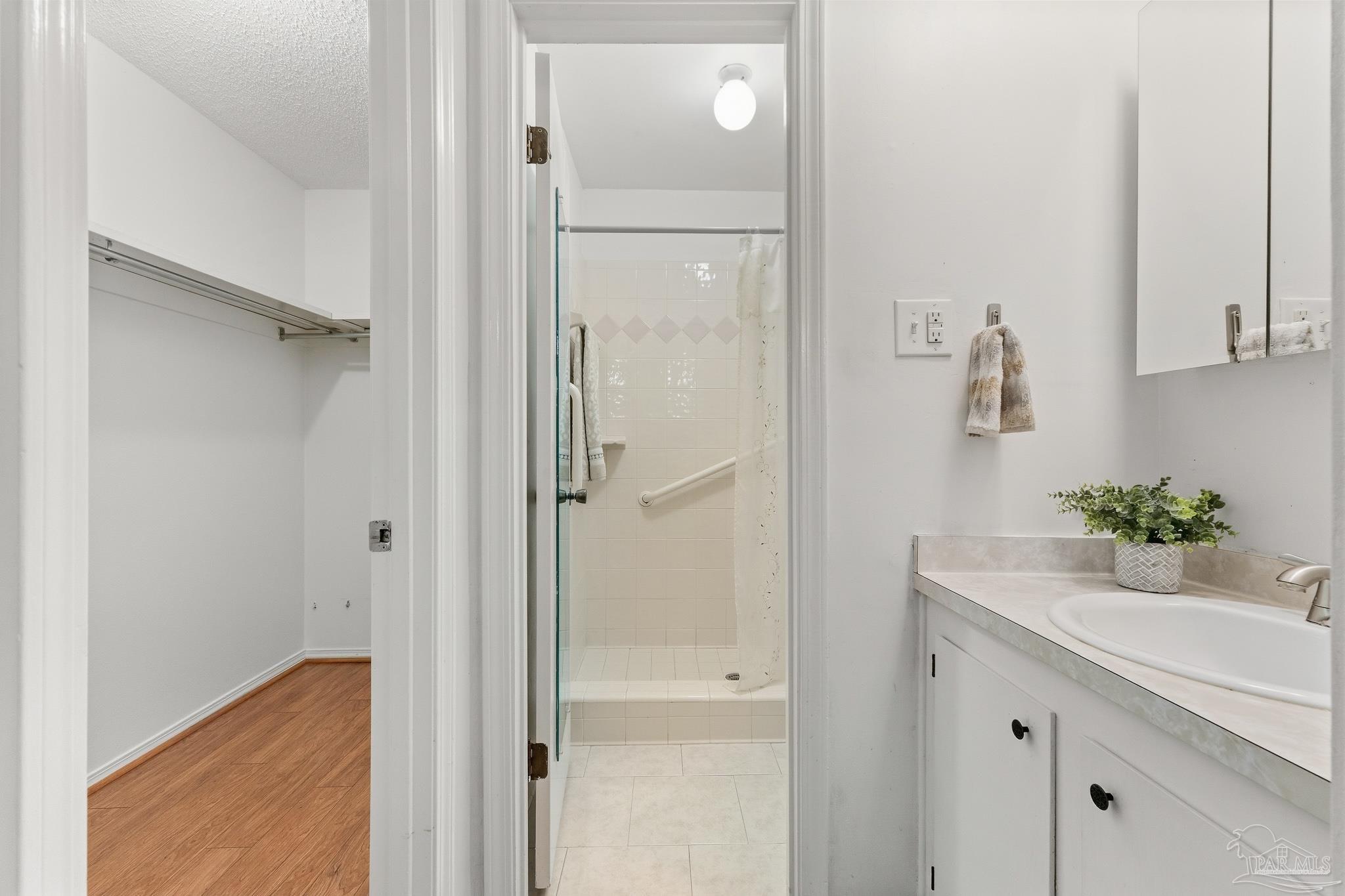 6425 Mariana Drive Pensacola FL 32504