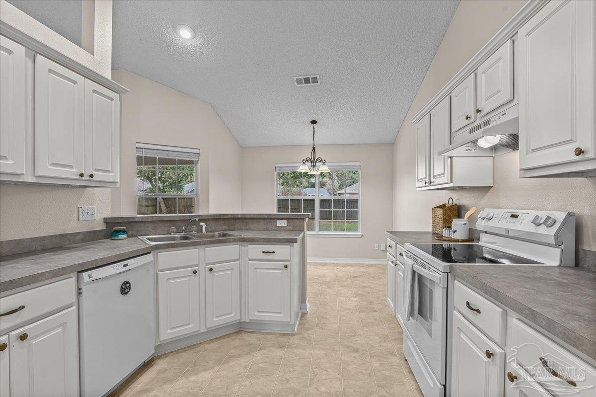 4882 Pineview Ridge Road Pace FL 32571