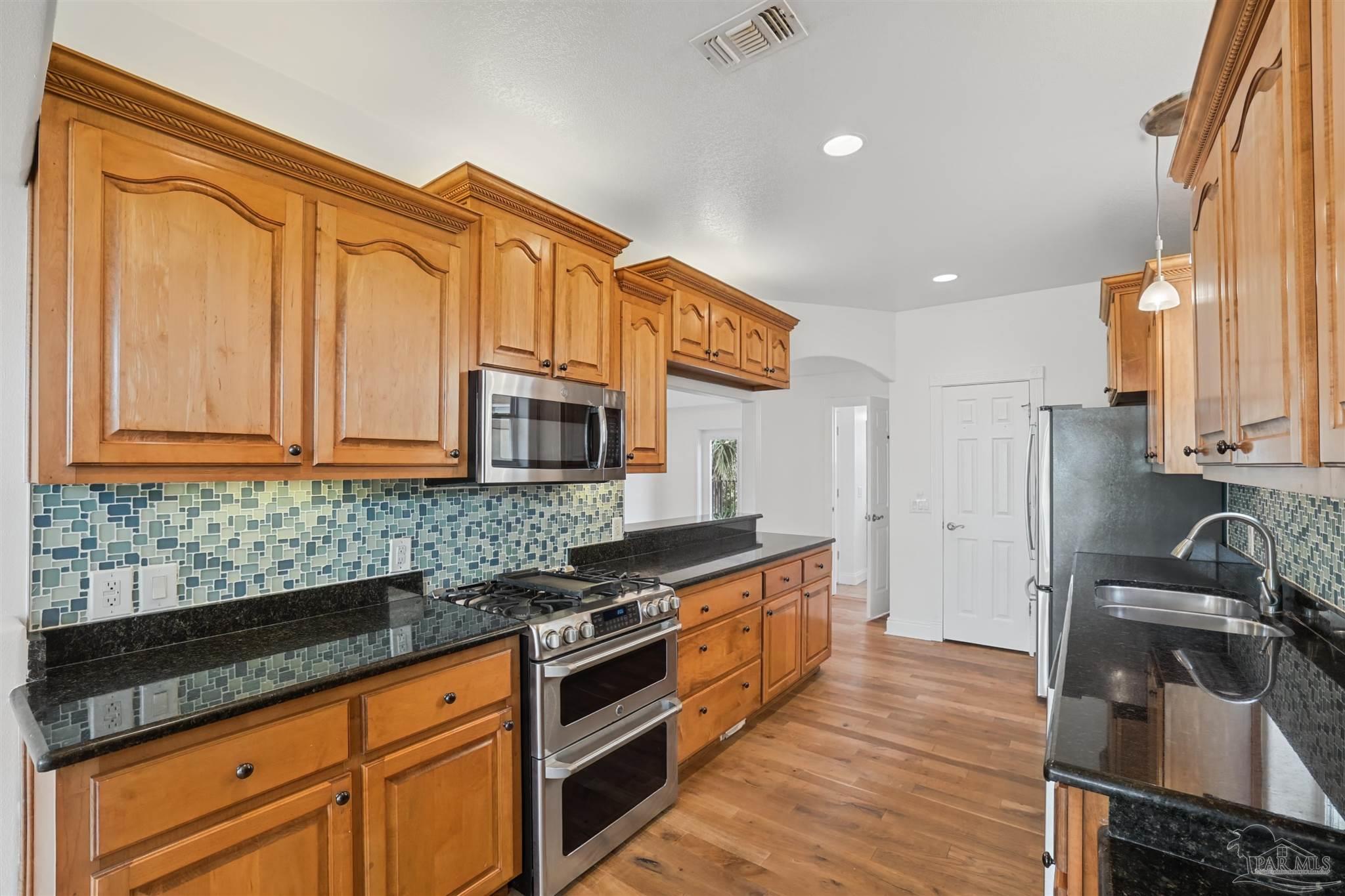 1806 Cypress Street Pensacola FL 32502