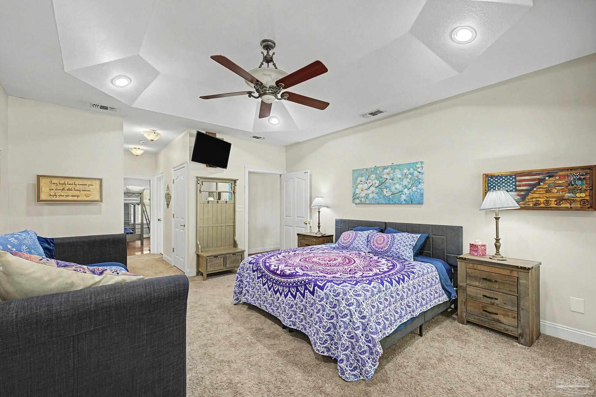 9717 Mobile Highway Pensacola FL 32526