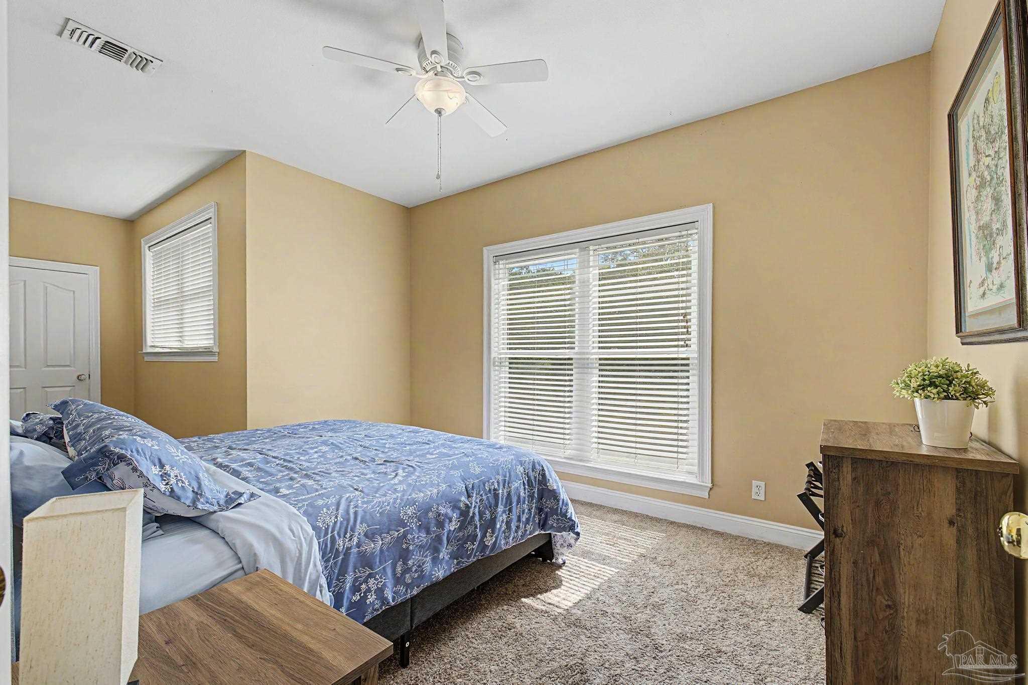 9717 Mobile Highway Pensacola FL 32526