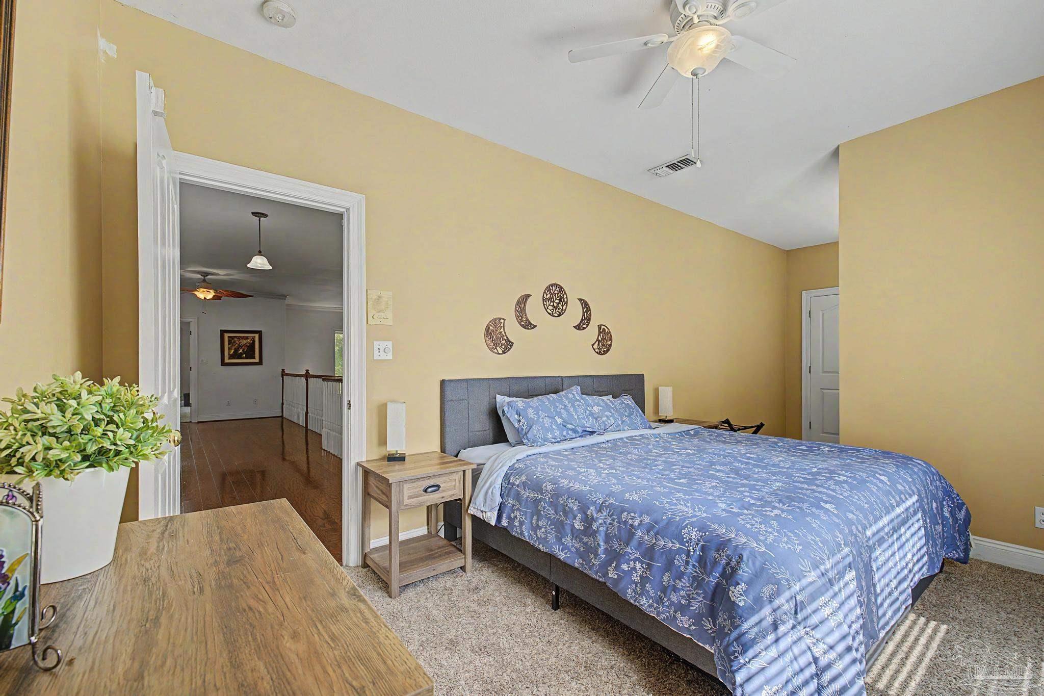 9717 Mobile Highway Pensacola FL 32526