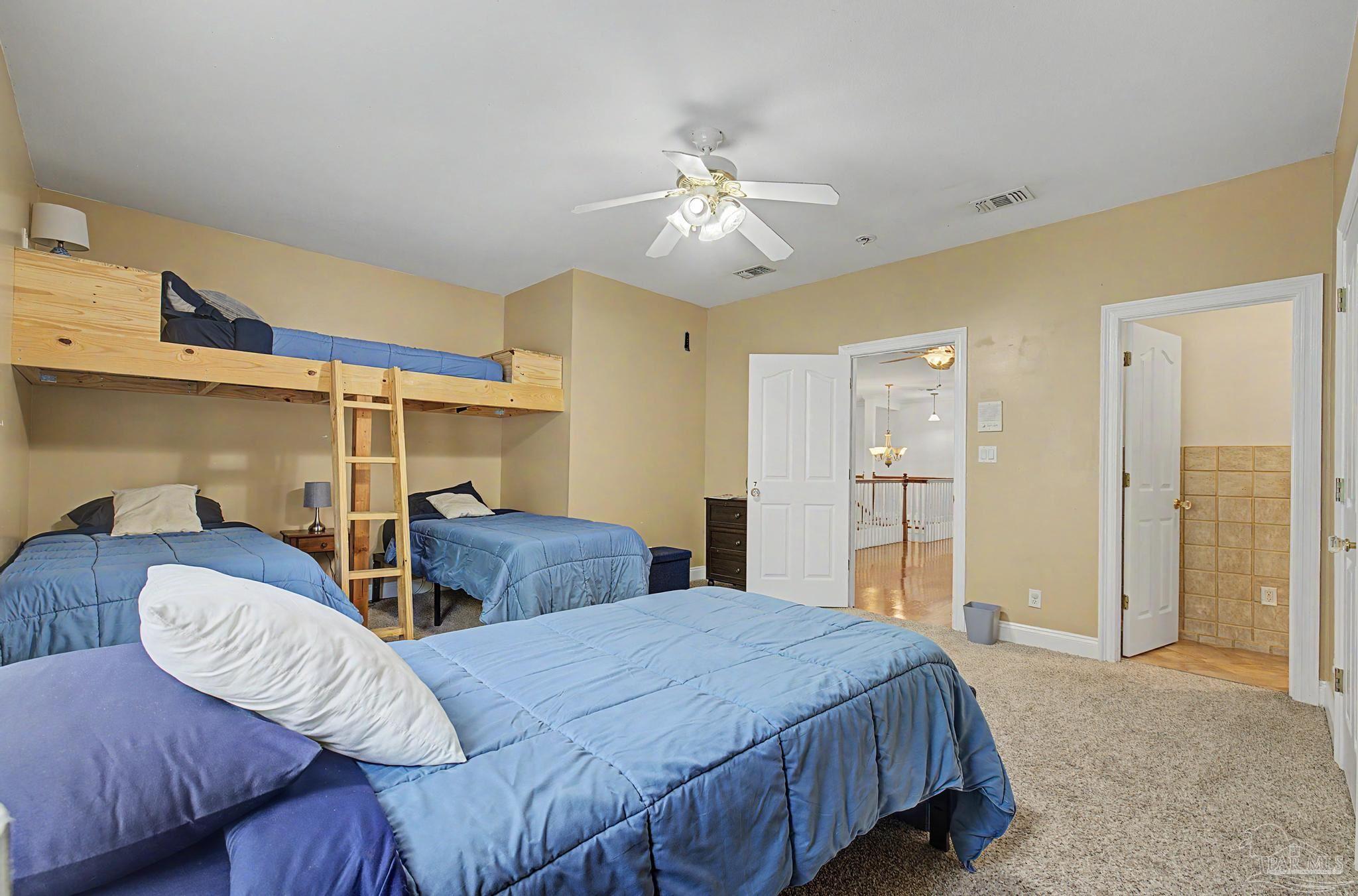 9717 Mobile Highway Pensacola FL 32526