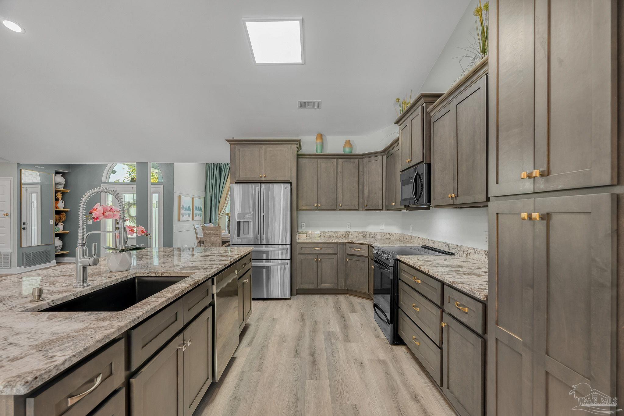 435 Meander Lane Cantonment FL 32533