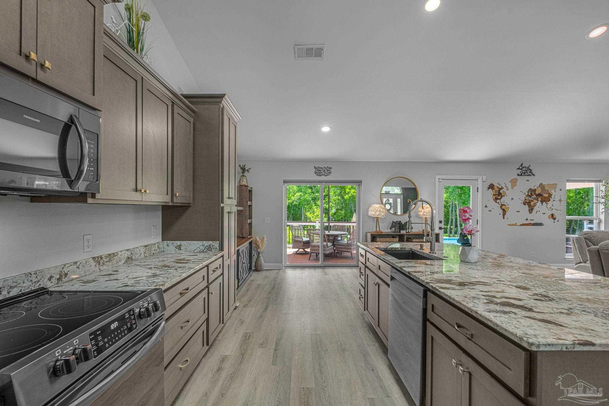 435 Meander Lane Cantonment FL 32533