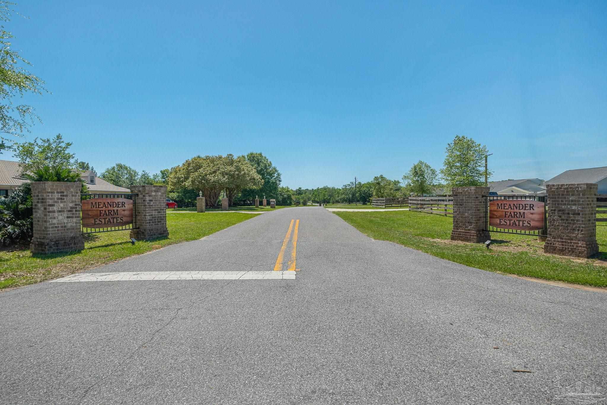 435 Meander Lane Cantonment FL 32533