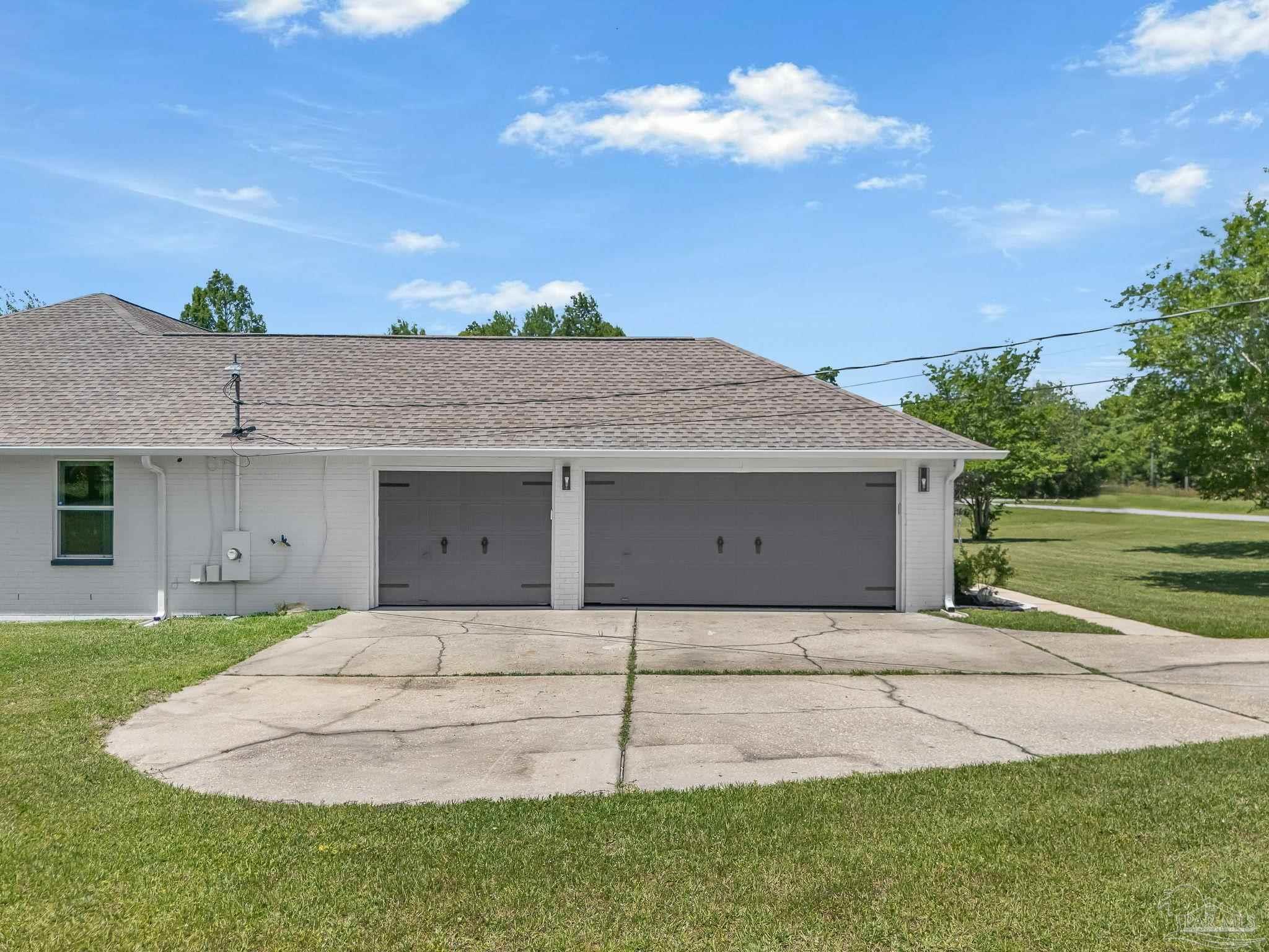 435 Meander Lane Cantonment FL 32533