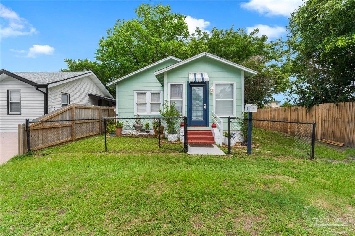 19 N G Street Pensacola FL 32502