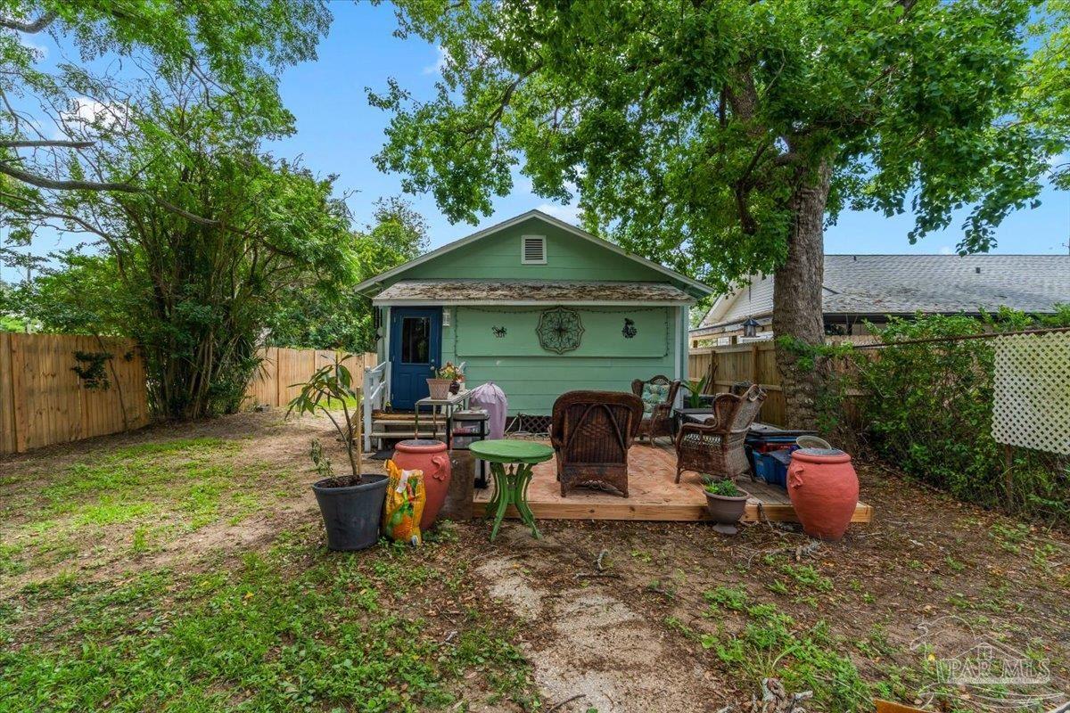 19 N G Street Pensacola FL 32502