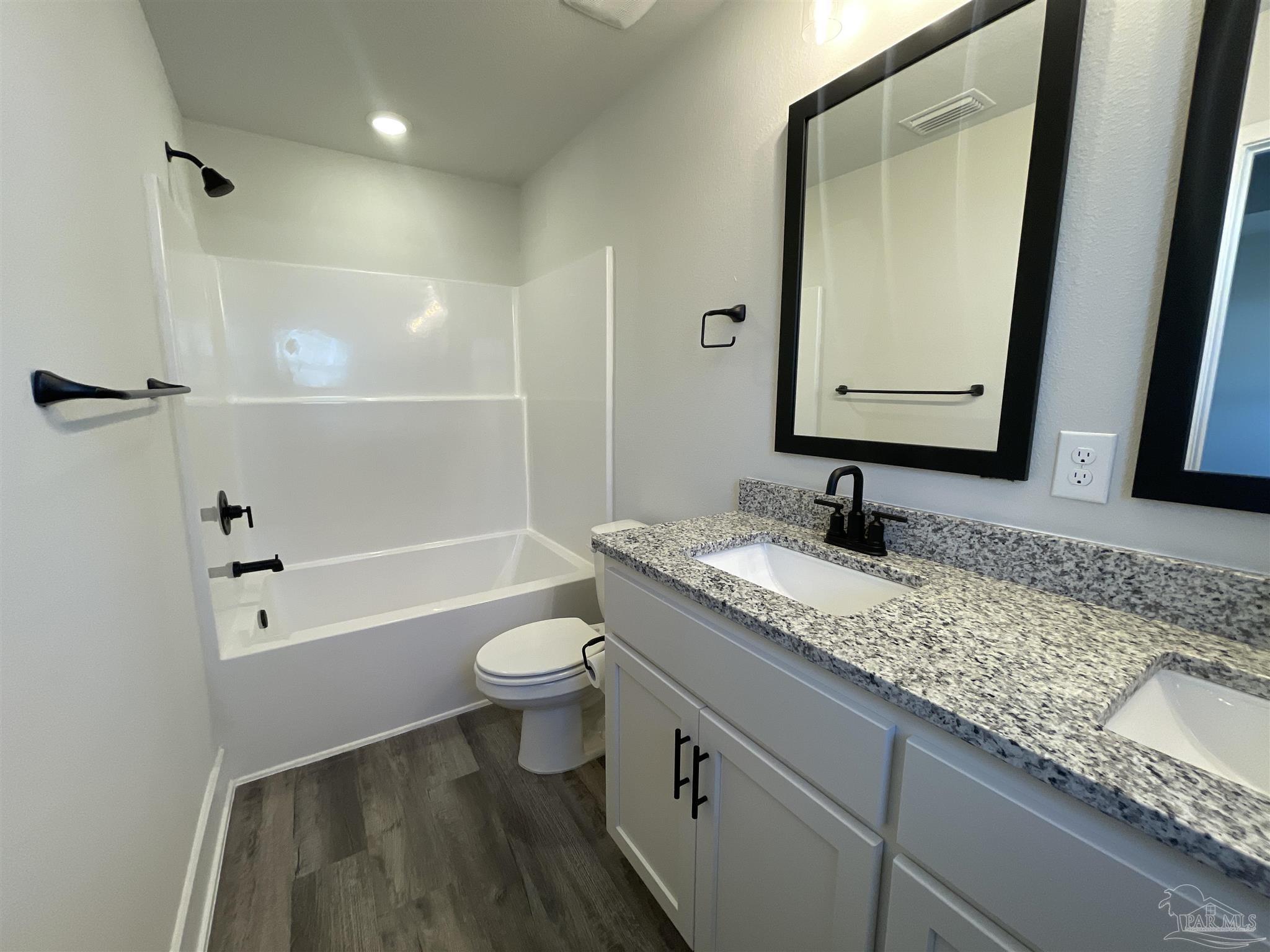 430 Kingsbridge Drive # 21c Cantonment FL 32533