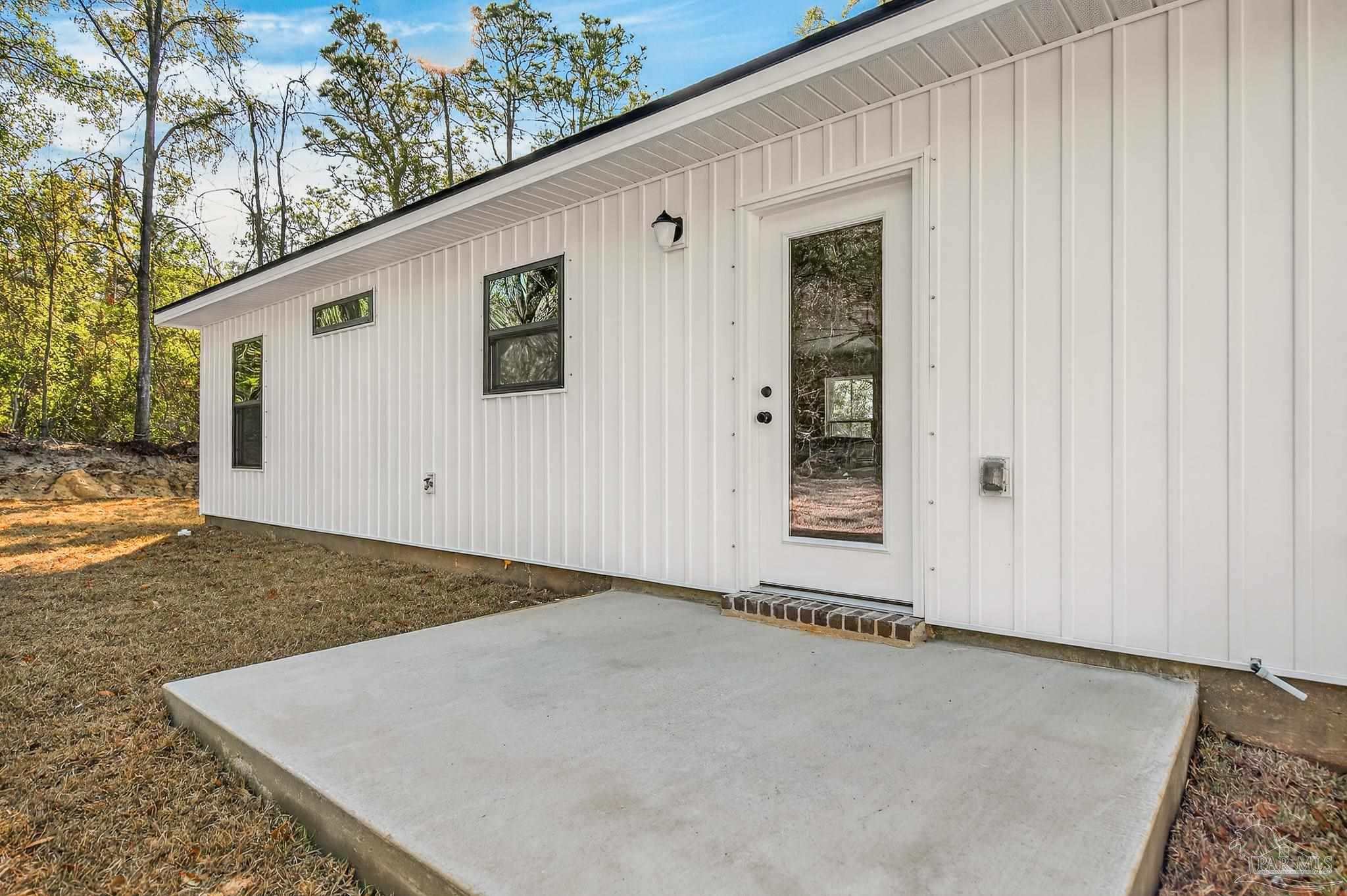 1056 Barth Road Molino FL 32577