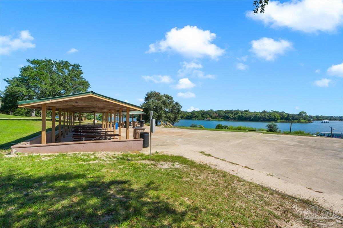 1341 E Scott Street Pensacola FL 32503