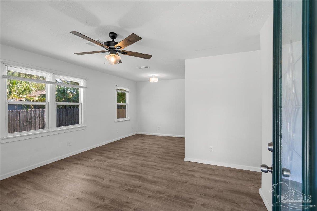 1341 E Scott Street Pensacola FL 32503