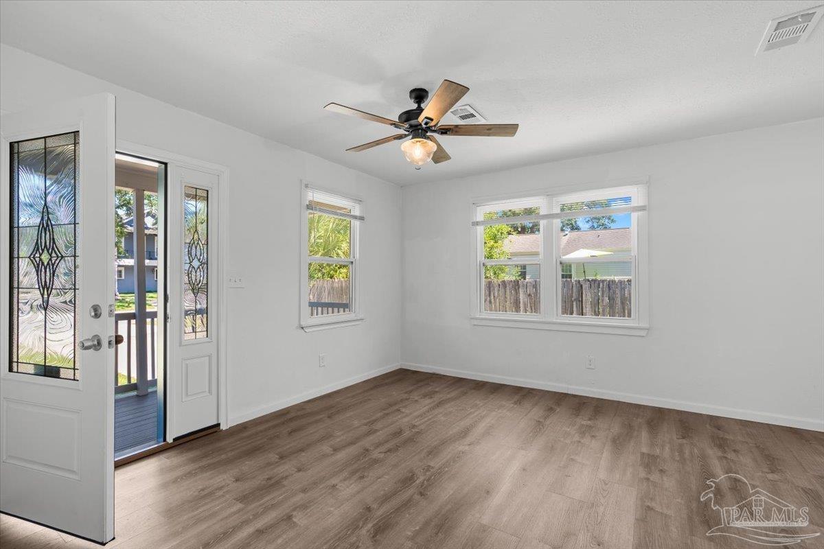 1341 E Scott Street Pensacola FL 32503