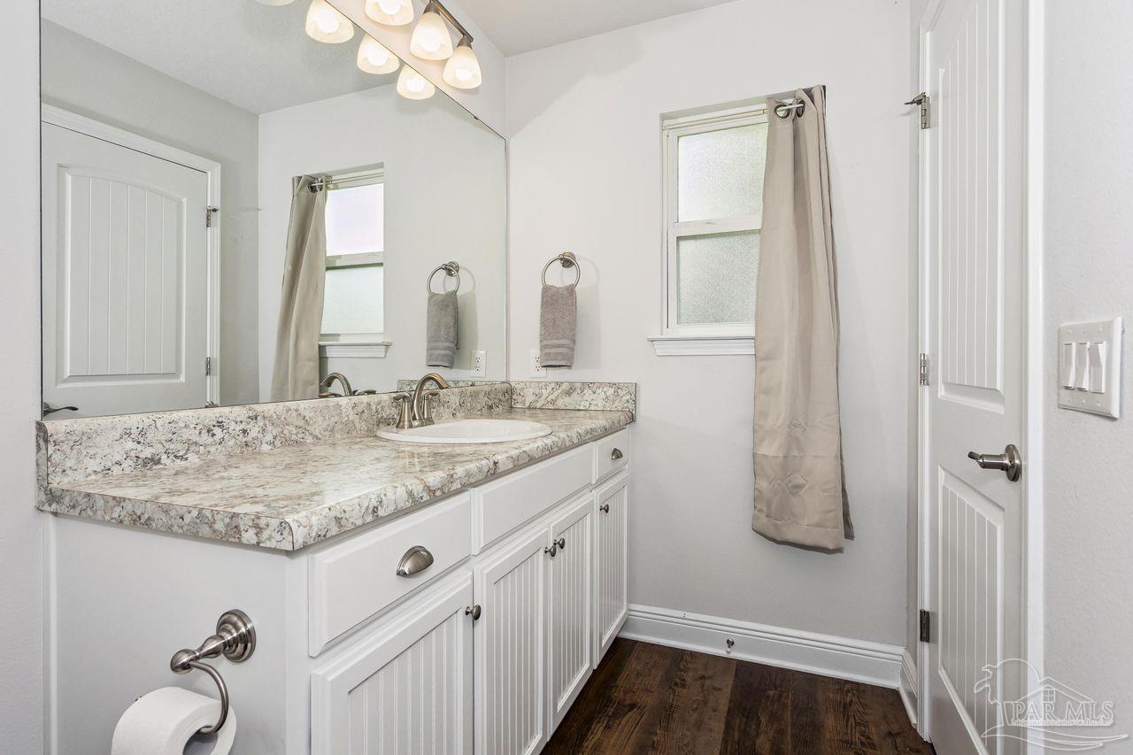 376 Hilburn Lane Pensacola FL 32504