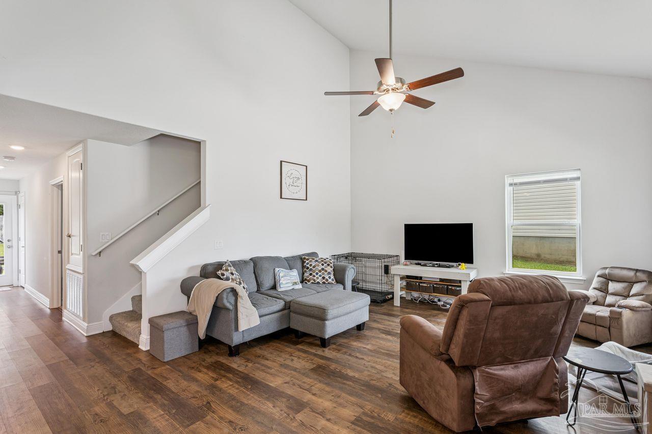 376 Hilburn Lane Pensacola FL 32504