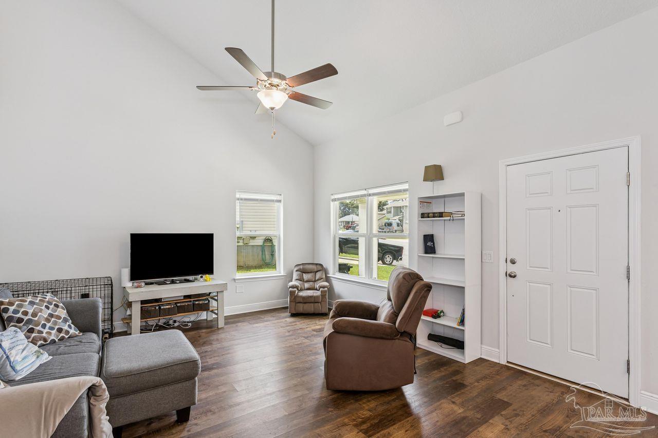 376 Hilburn Lane Pensacola FL 32504