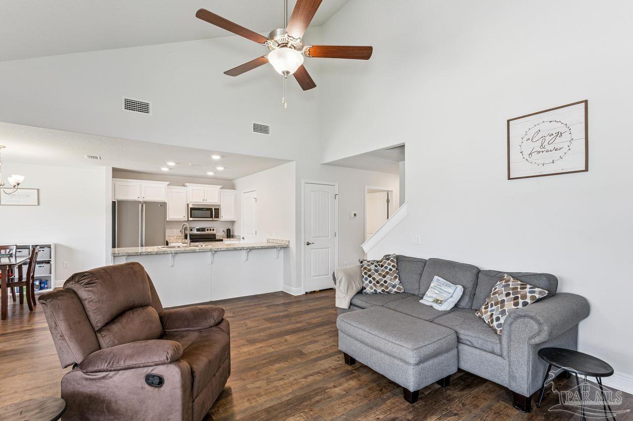 376 Hilburn Lane Pensacola FL 32504