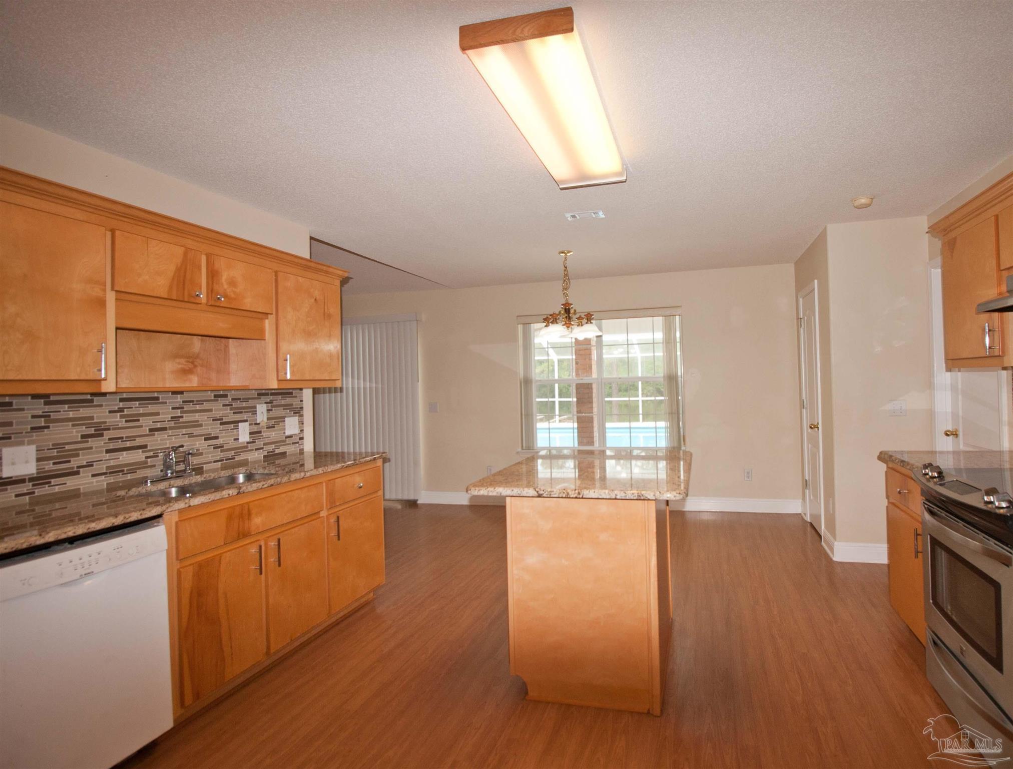 10000 N Loop Road Pensacola FL 32507
