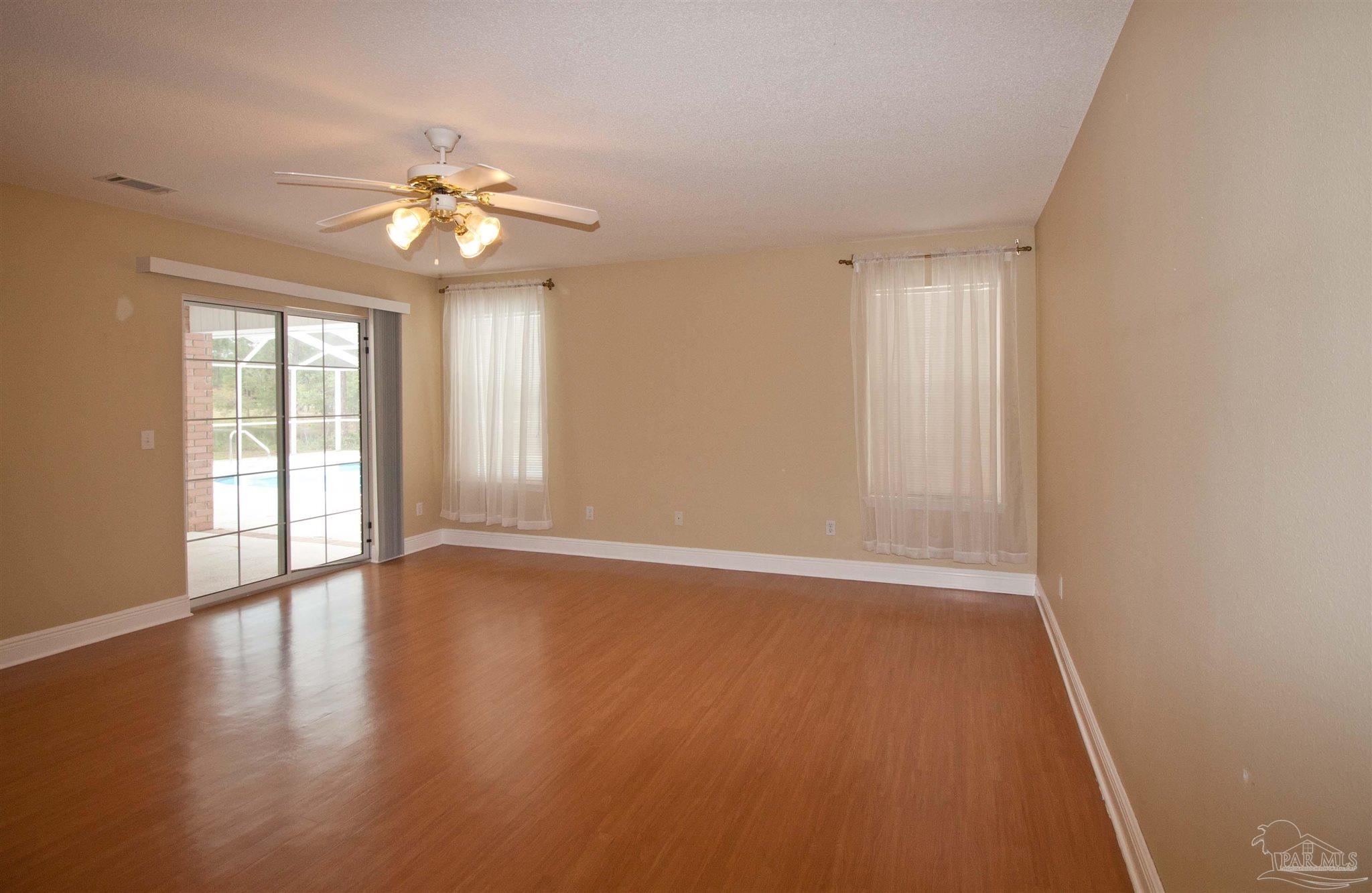 10000 N Loop Road Pensacola FL 32507