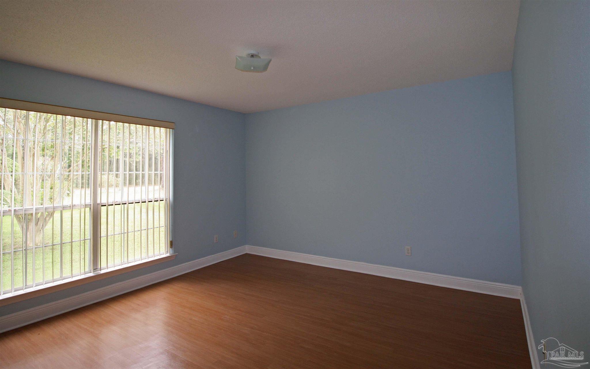 10000 N Loop Road Pensacola FL 32507