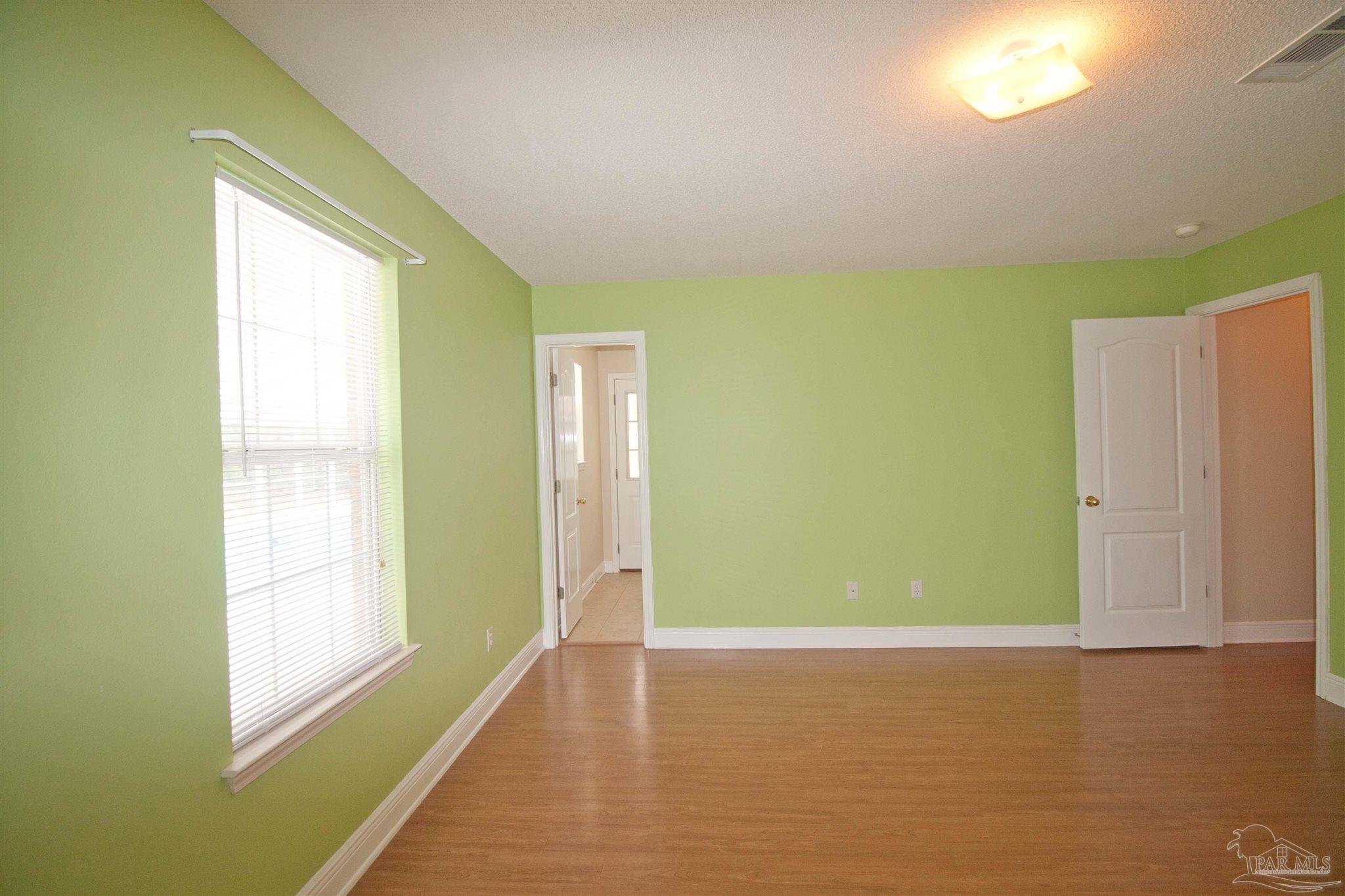 10000 N Loop Road Pensacola FL 32507