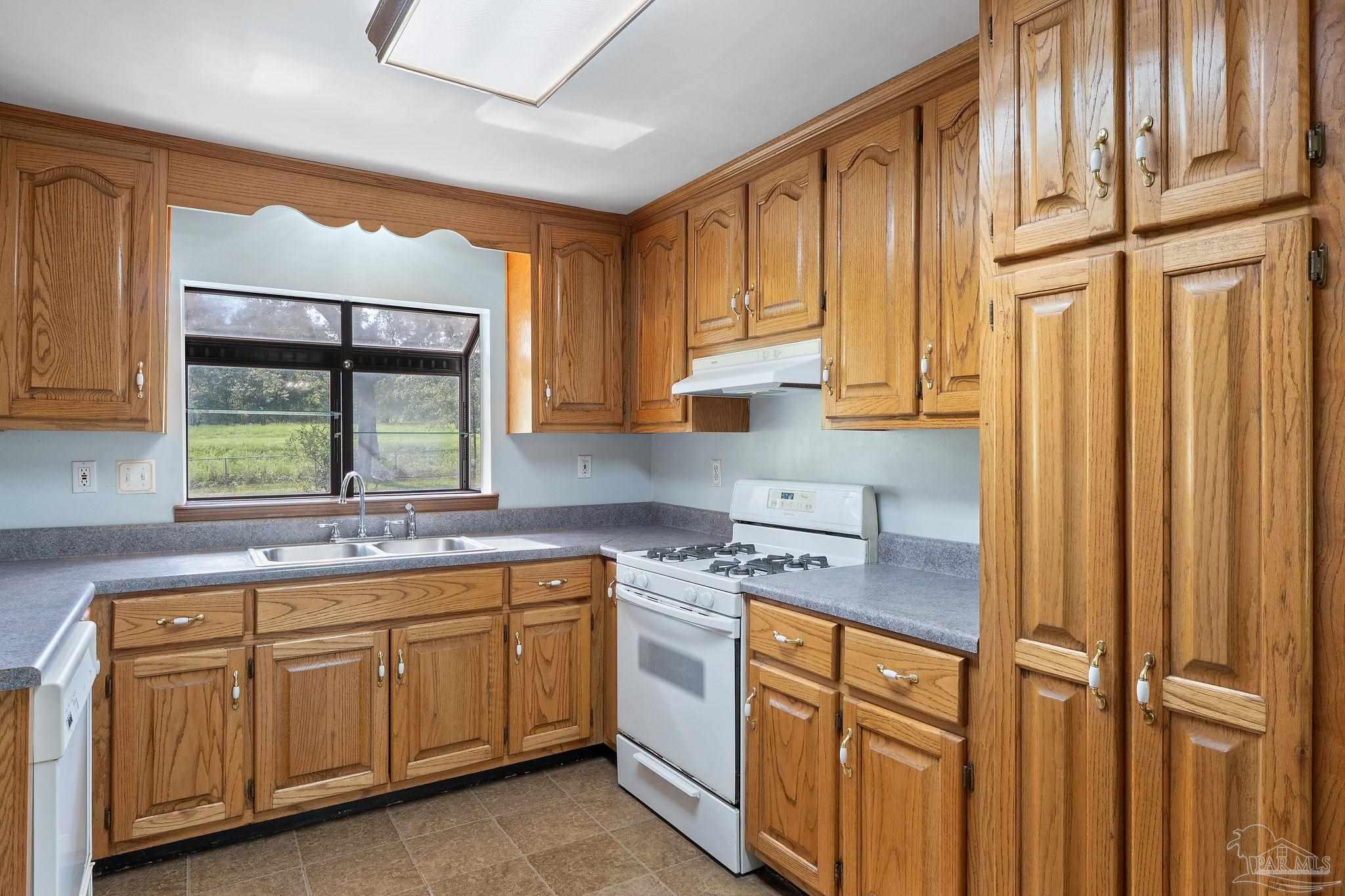 1658 W Us Highway 90 Baker FL 32531