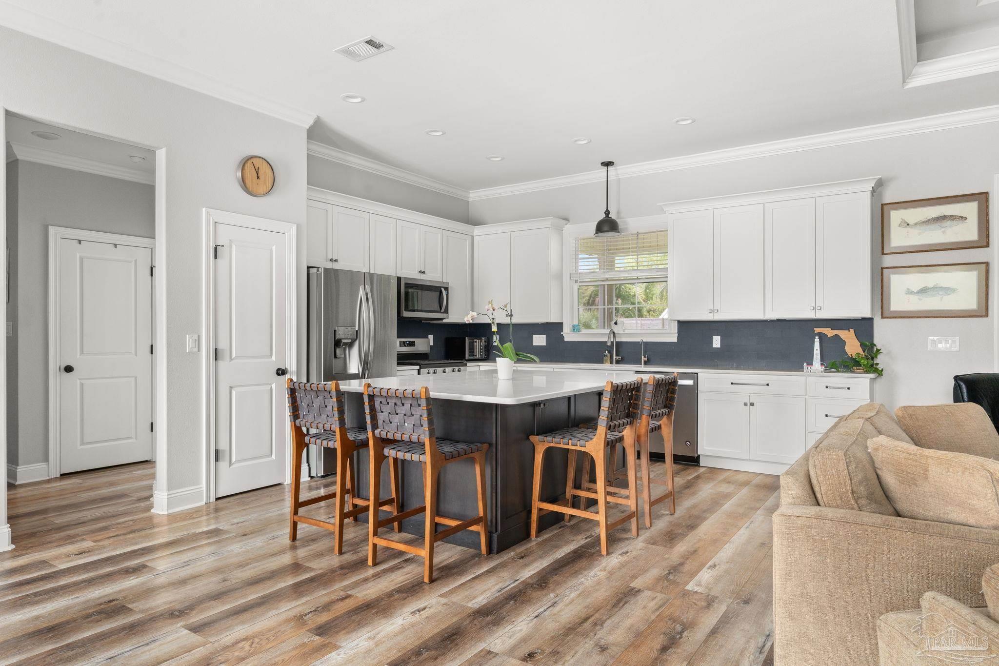 4 Gilmore Drive Gulf Breeze FL 32561