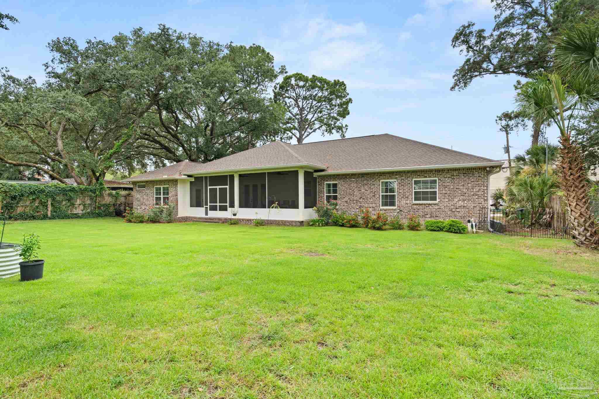 4 Gilmore Drive Gulf Breeze FL 32561