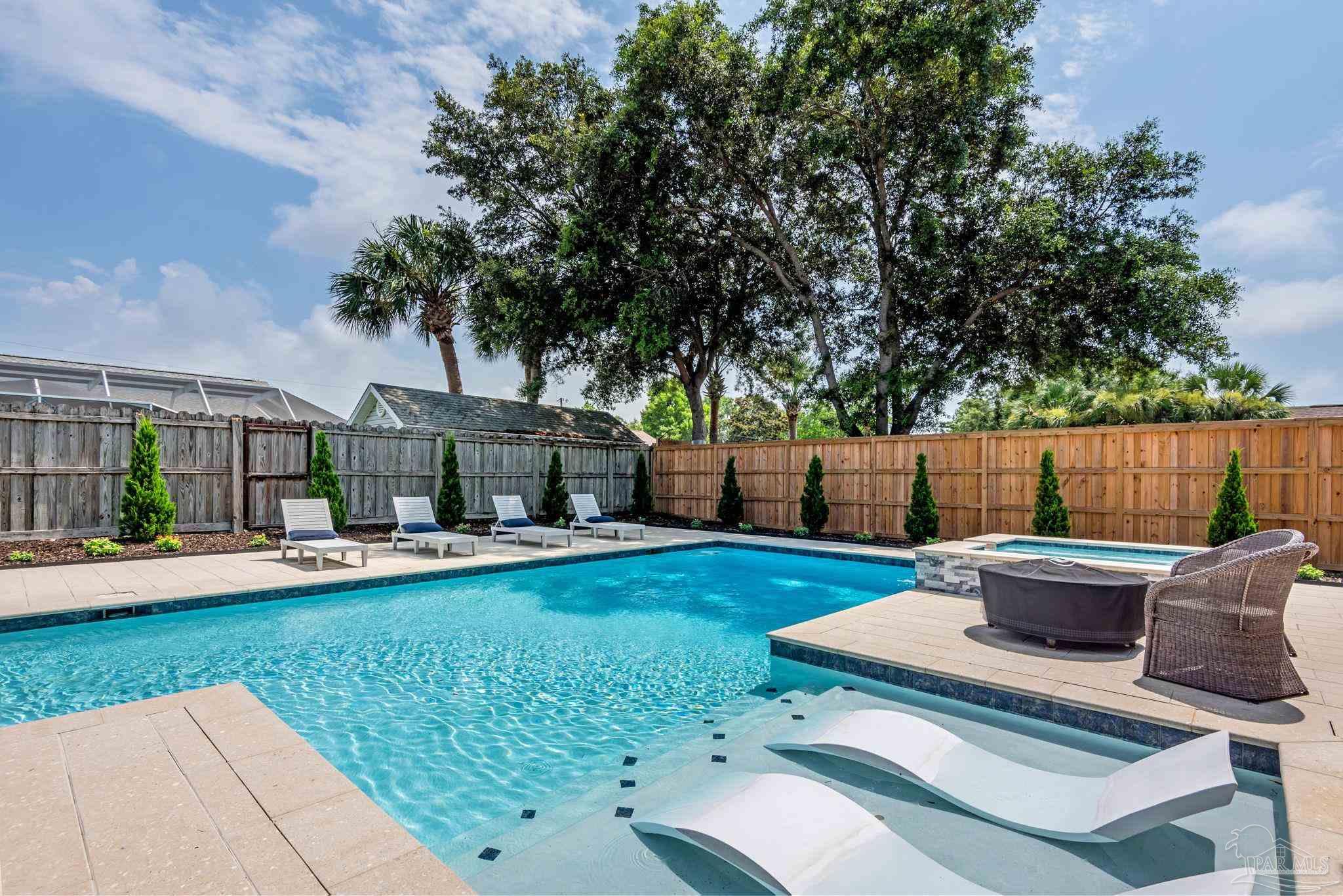 1525 Sabal Palm Drive Gulf Breeze FL 32563