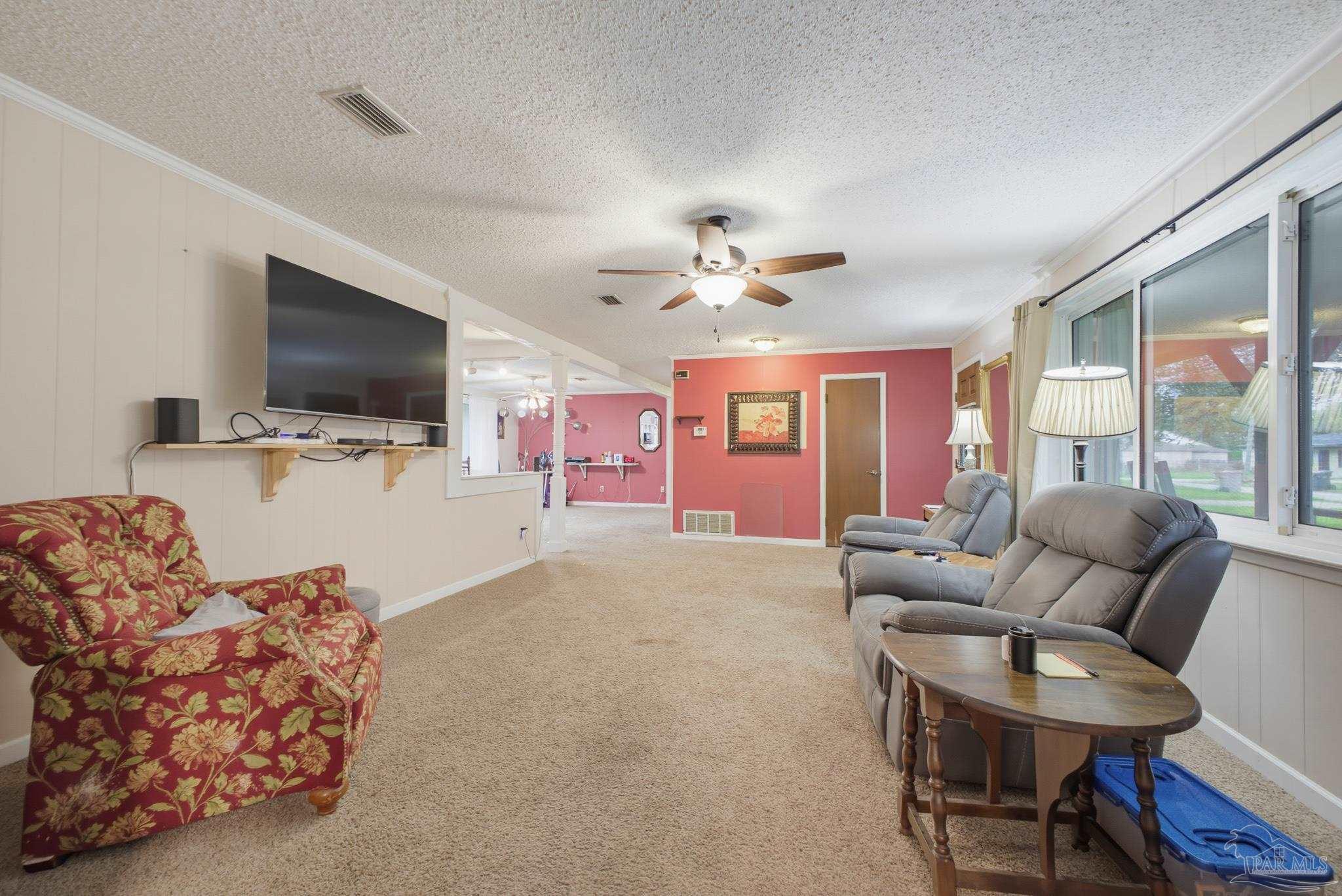 5710 Perkins Street Pensacola FL 32526