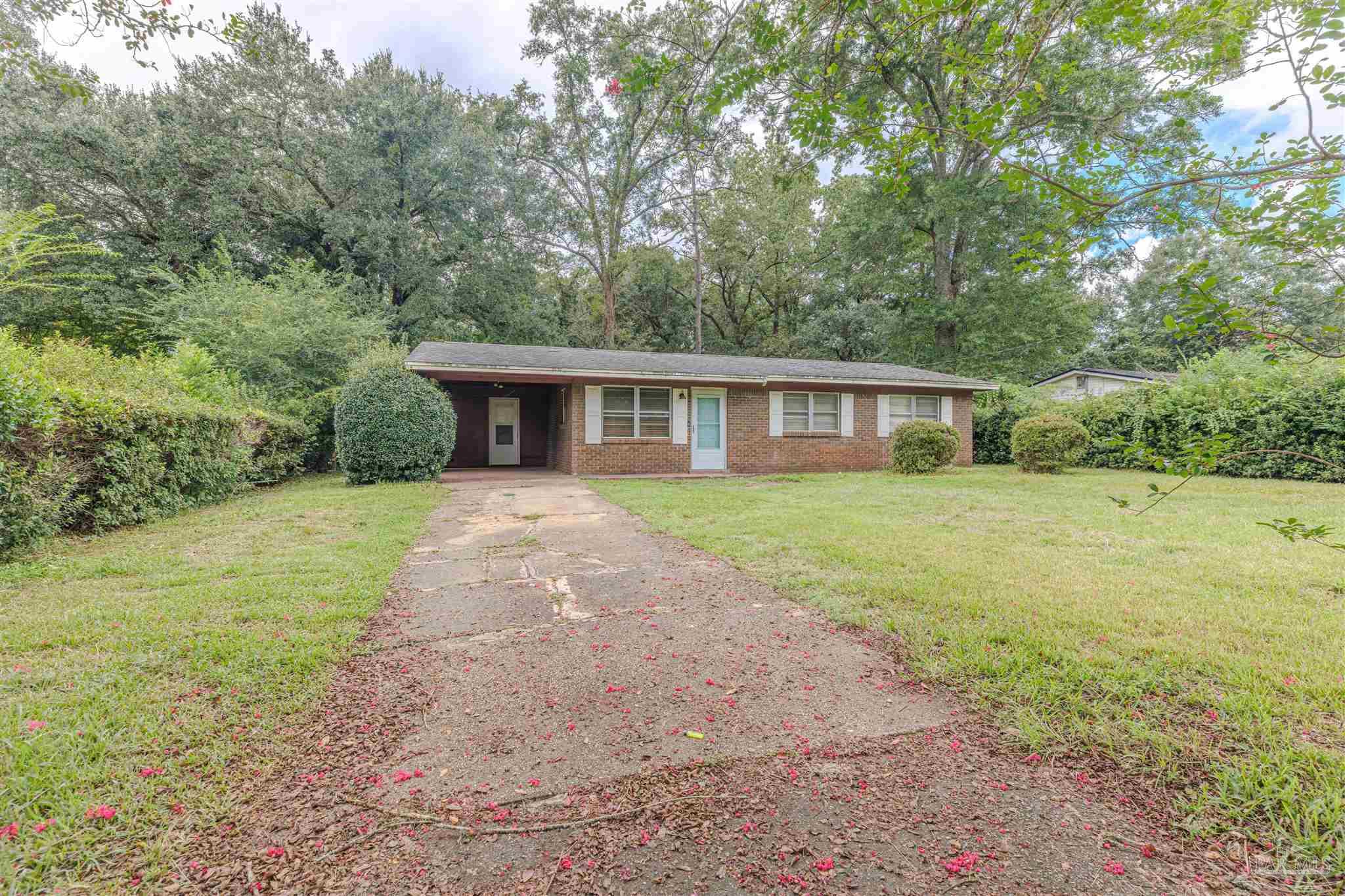 136 Shady Lane Crestview FL 32536