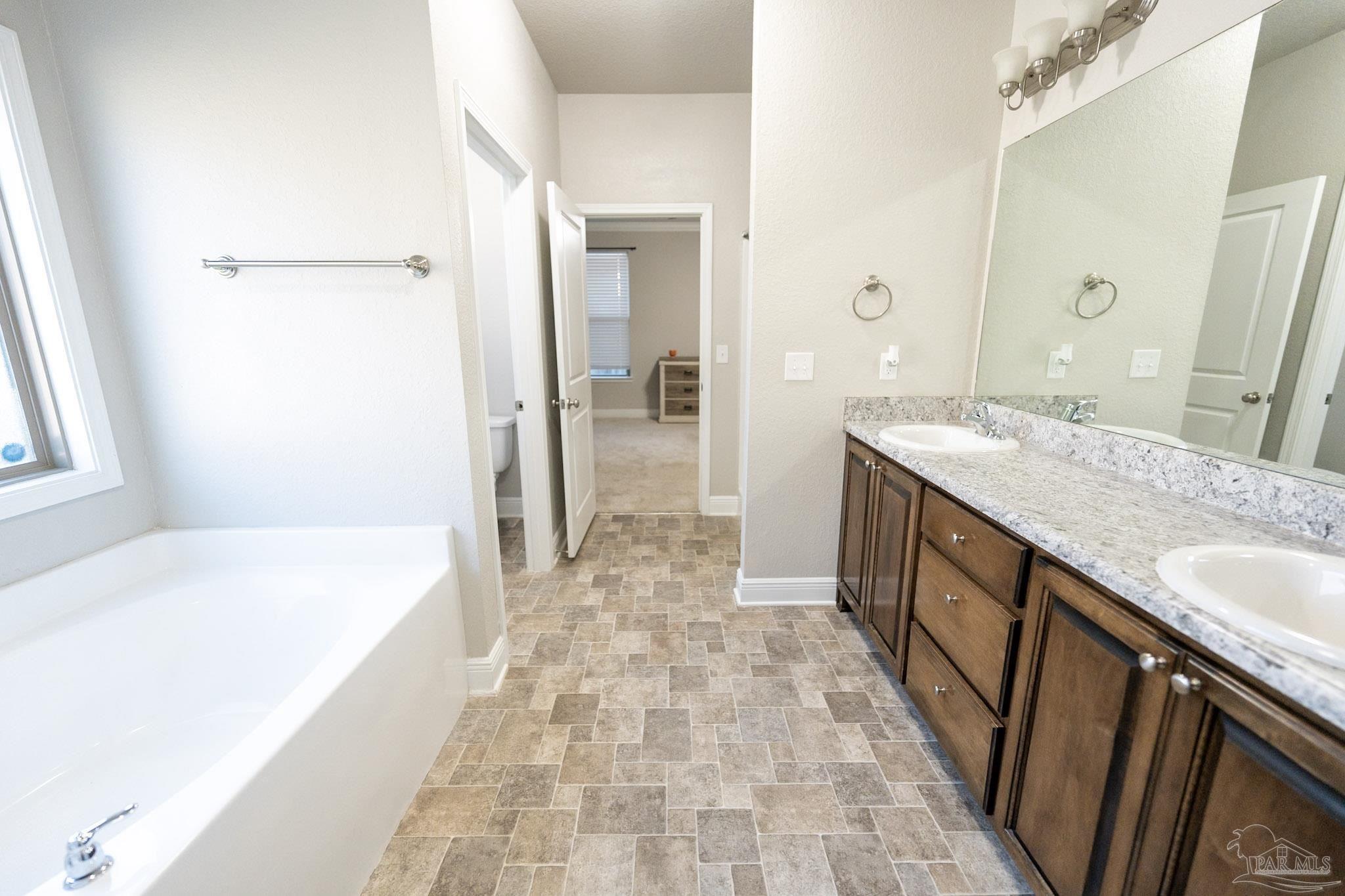 1060 Bretts Way Cantonment FL 32533