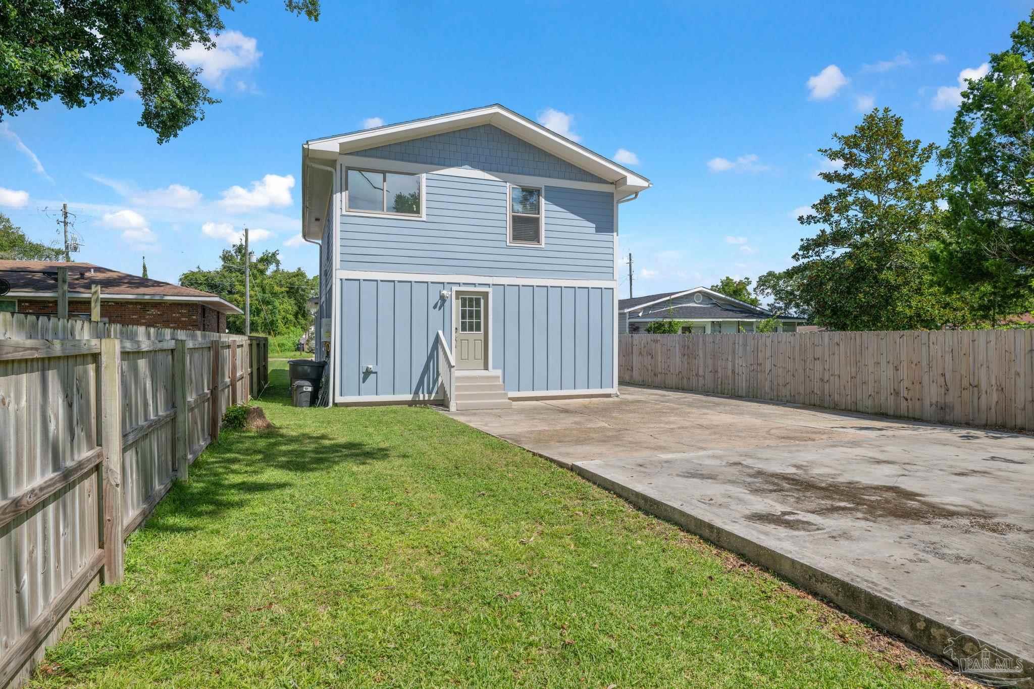1211 E Baars Street Pensacola FL 32503