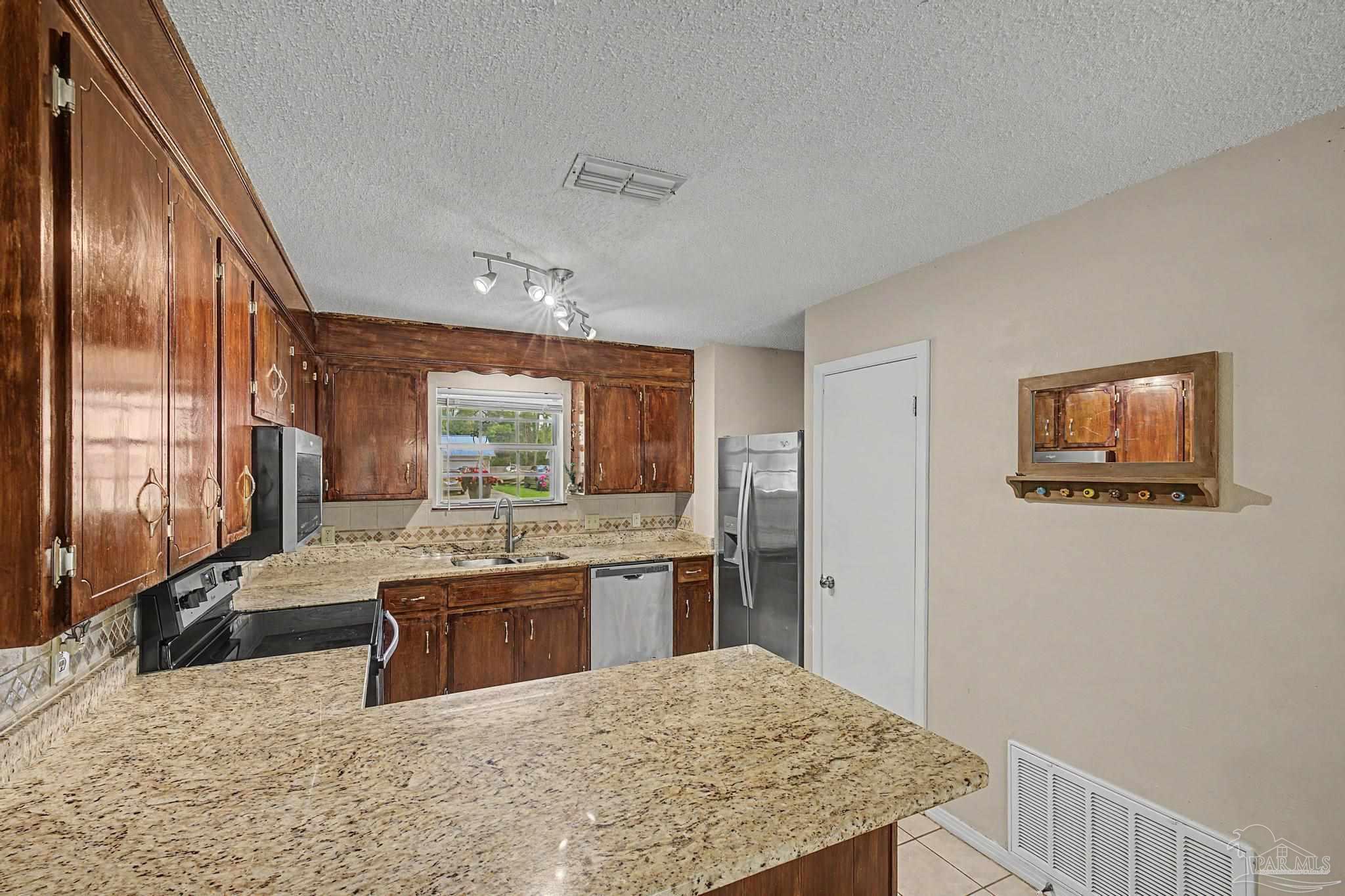 10563 Fair Pine Drive Pensacola FL 32506